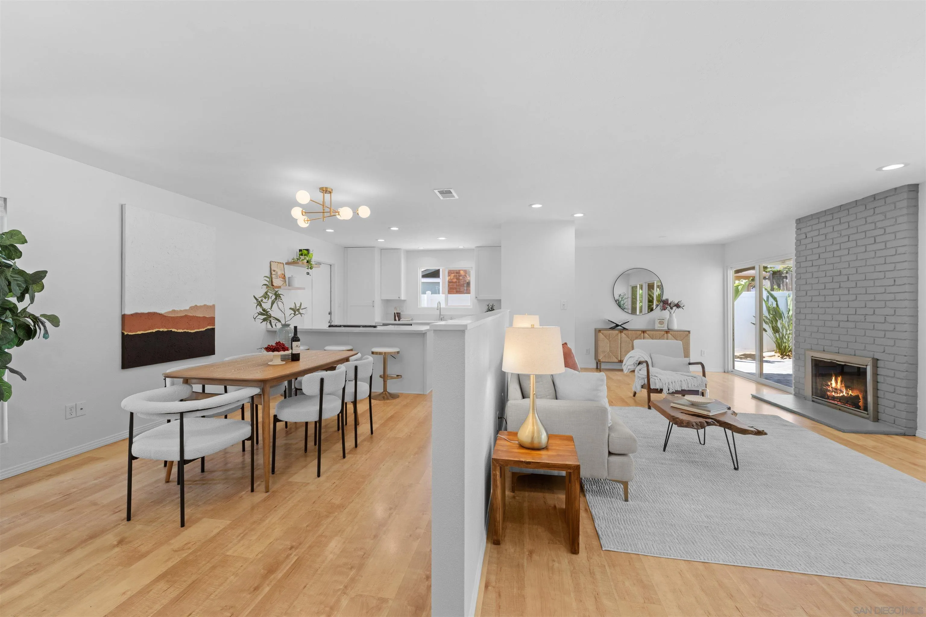https://cdn.realtyfeed.com/cdn/127/260014779/05877e771ec181be7c6a6fca02790970.webp