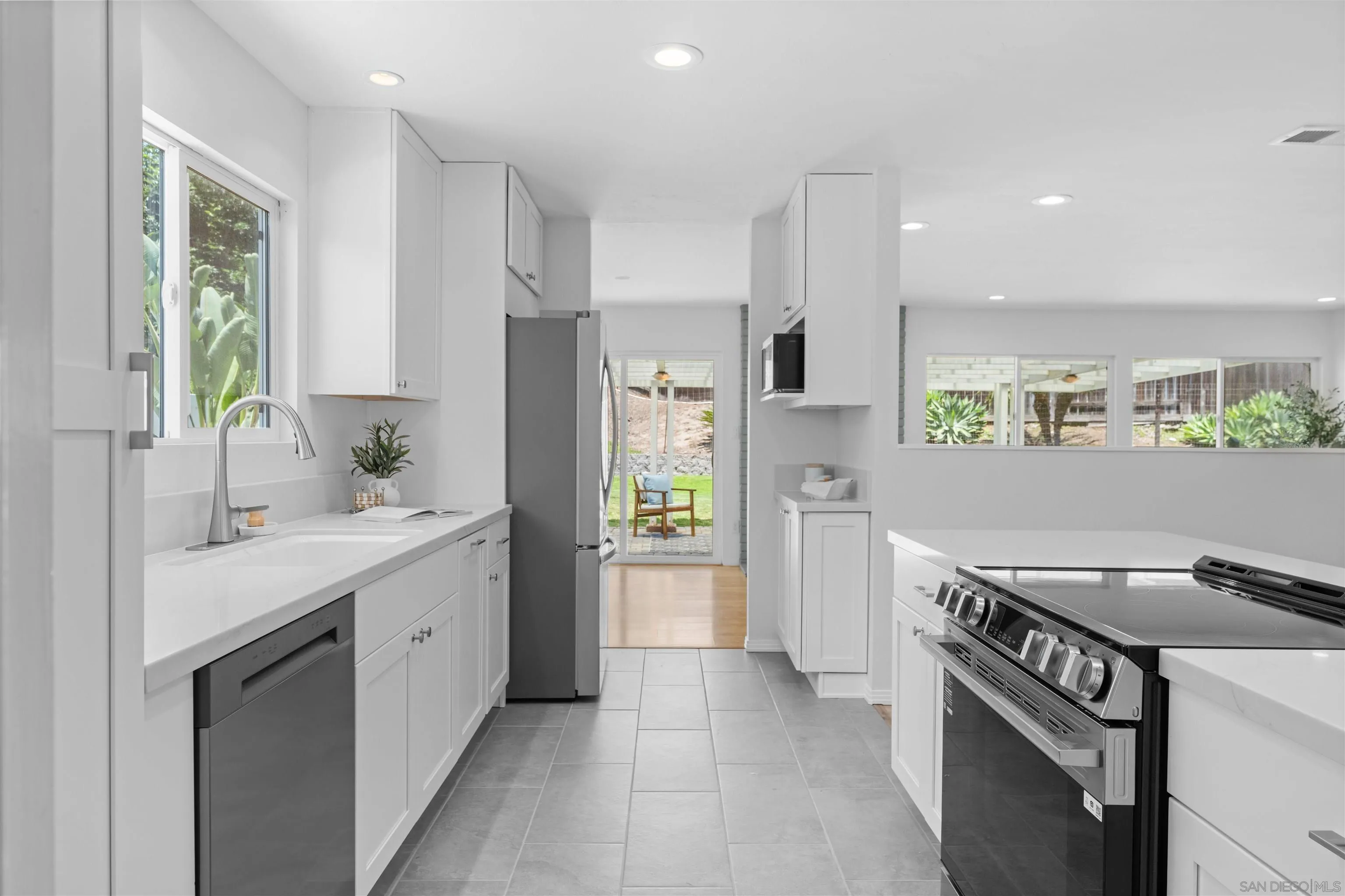 https://cdn.realtyfeed.com/cdn/127/260014779/7dcffcba451a1bb031eb8670b9933ebf.webp