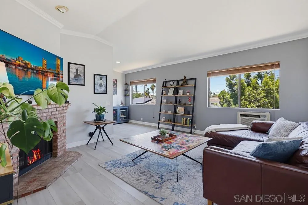 https://cdn.realtyfeed.com/cdn/127/260014783/957ea6f53420383c471bd61ac0e5b323.webp