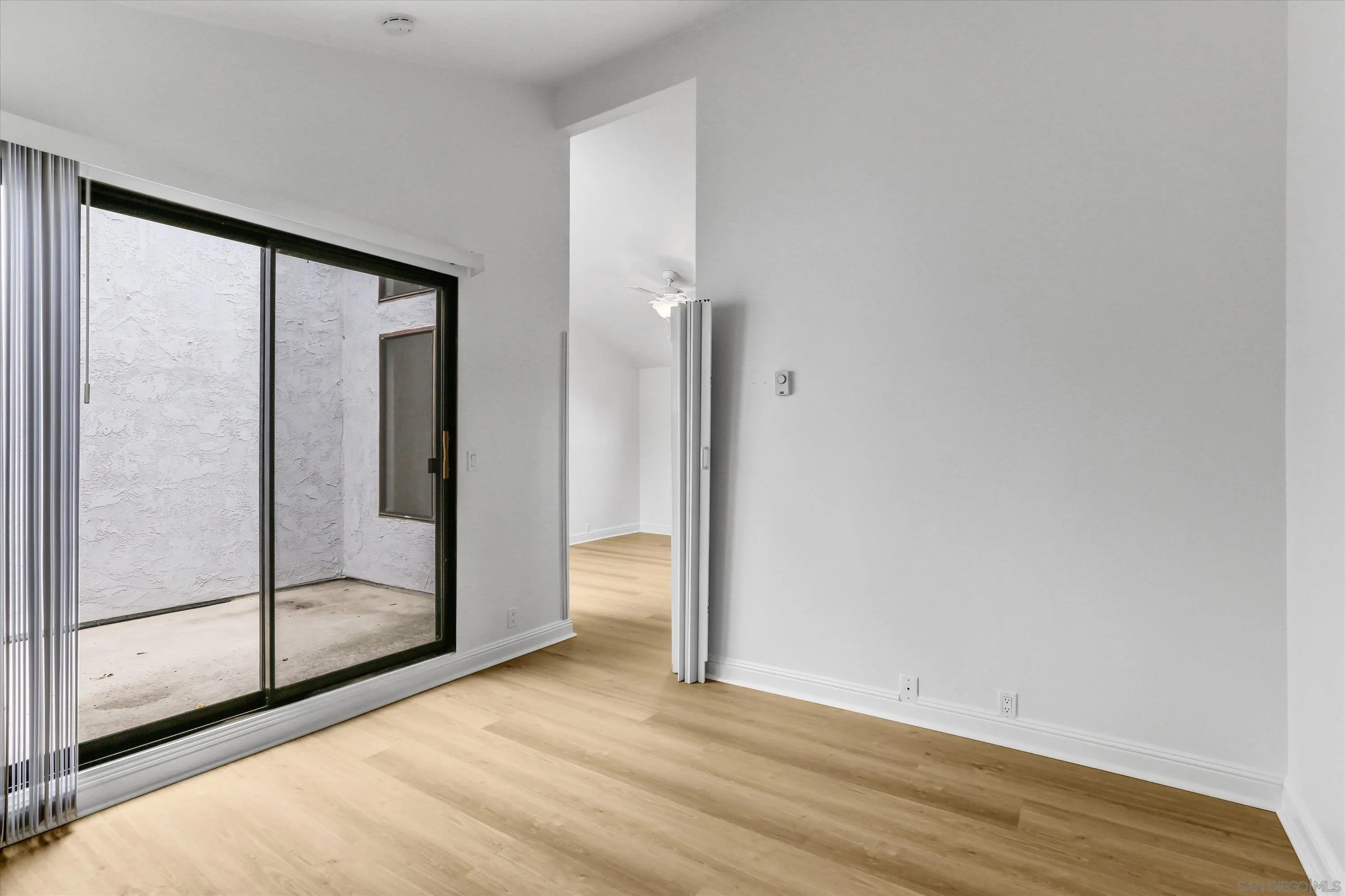https://cdn.realtyfeed.com/cdn/127/260014789/63e3ff8c60dbe9e46e613f7249db5e98.webp