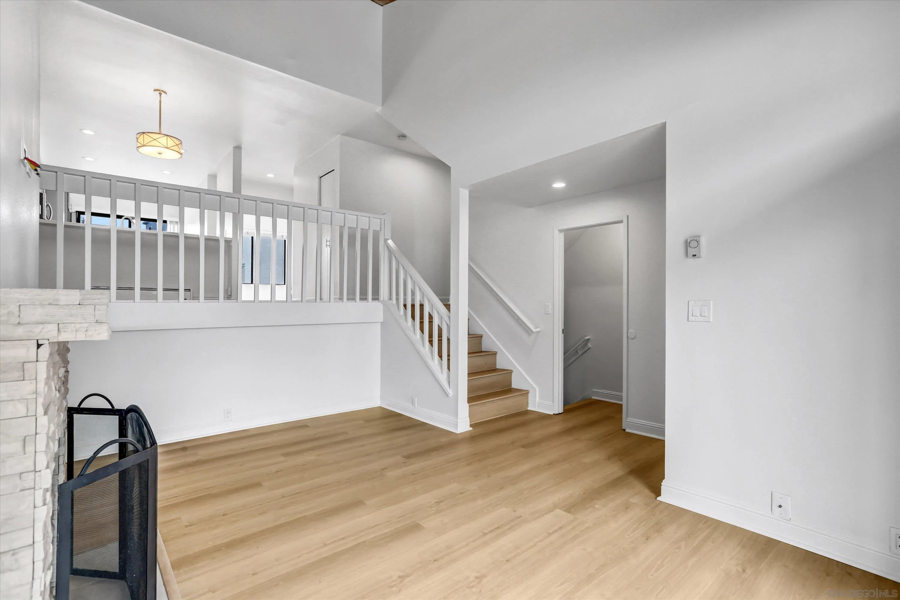 https://cdn.realtyfeed.com/cdn/127/260014789/7b1424441e69b3690ea29a70677110e5.webp