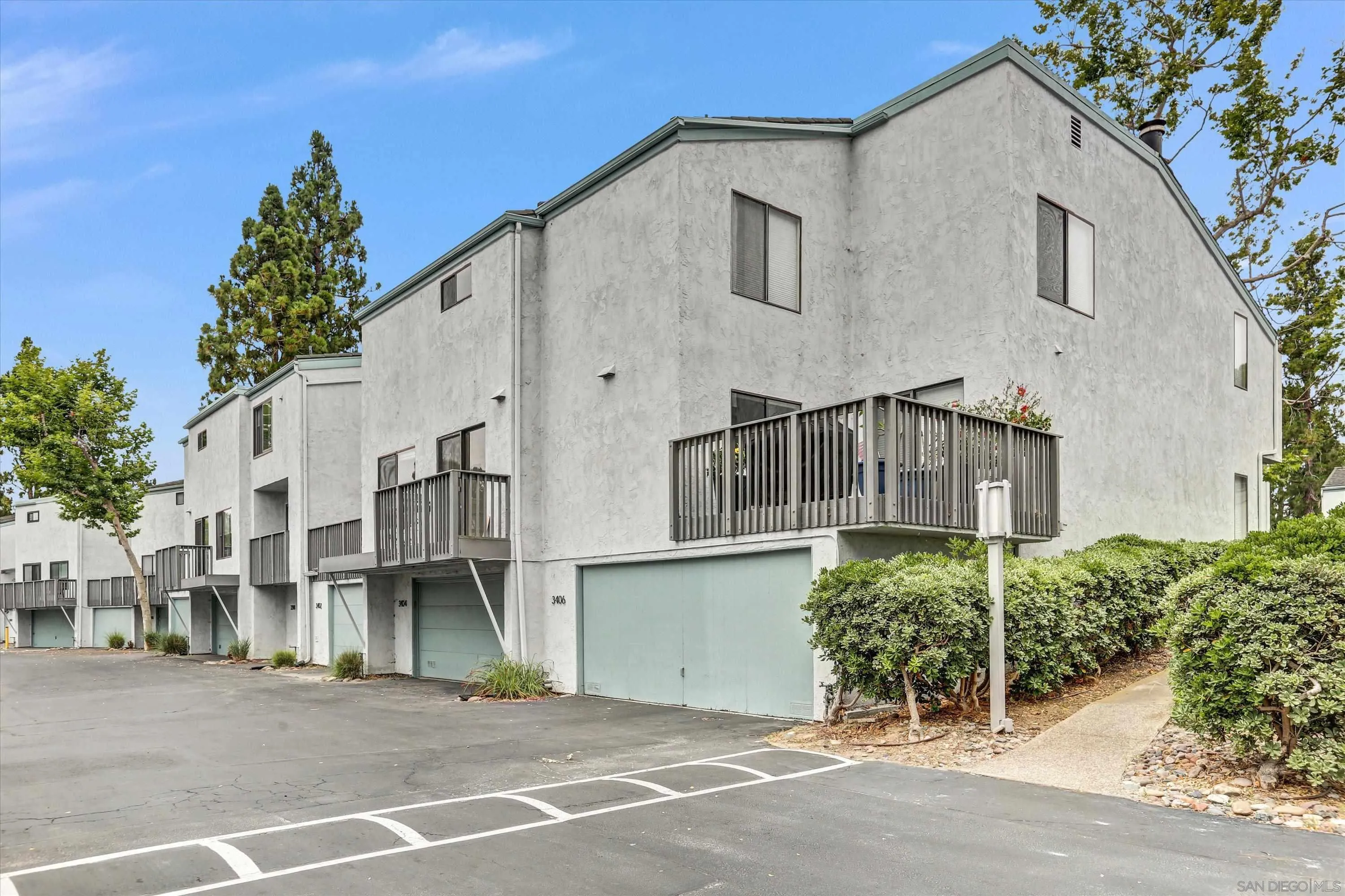 https://cdn.realtyfeed.com/cdn/127/260014789/874dd07197e63a979d97422c55393a90.webp