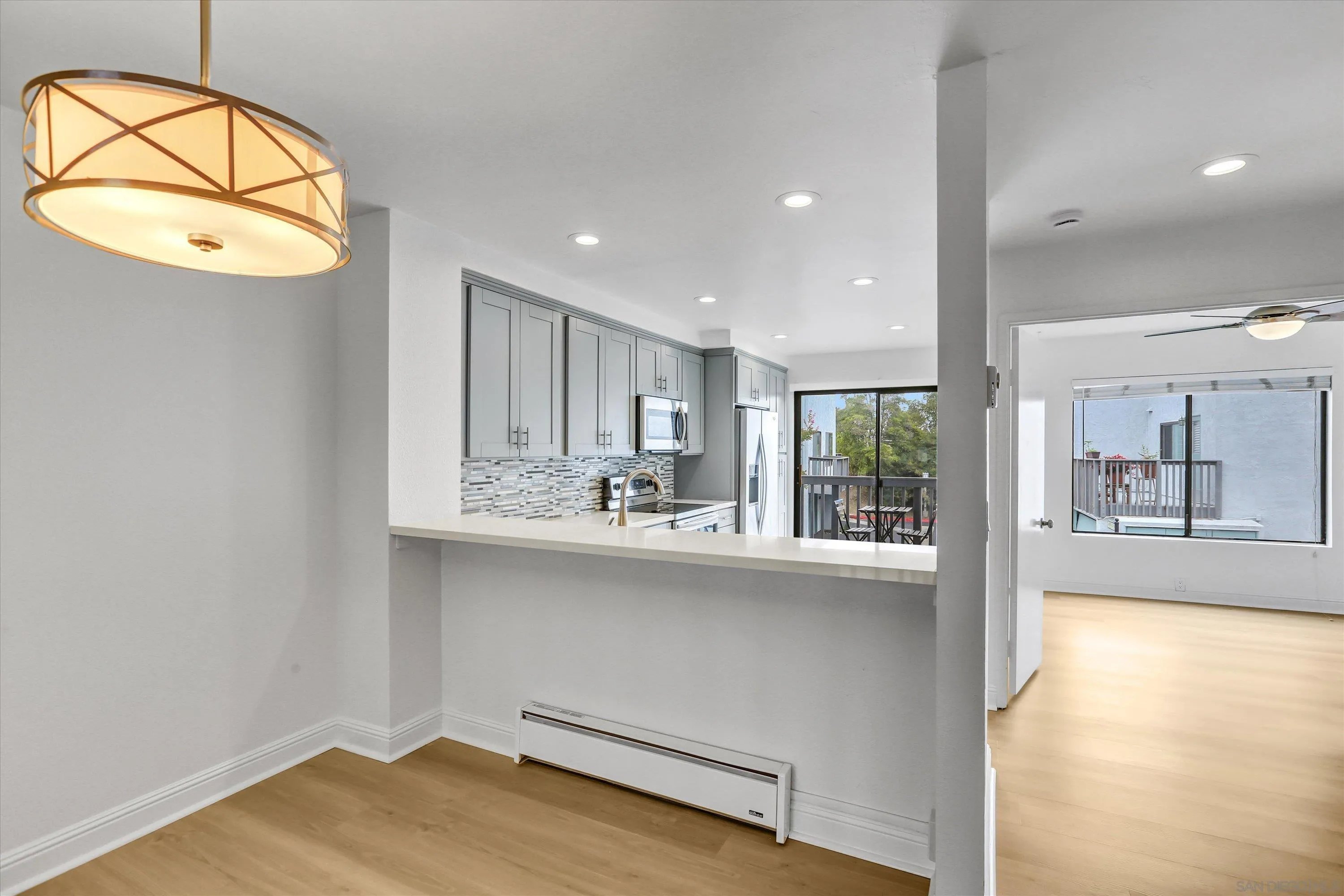 https://cdn.realtyfeed.com/cdn/127/260014789/c7d27fa6b4386ba81b3e013633d99e8a.webp