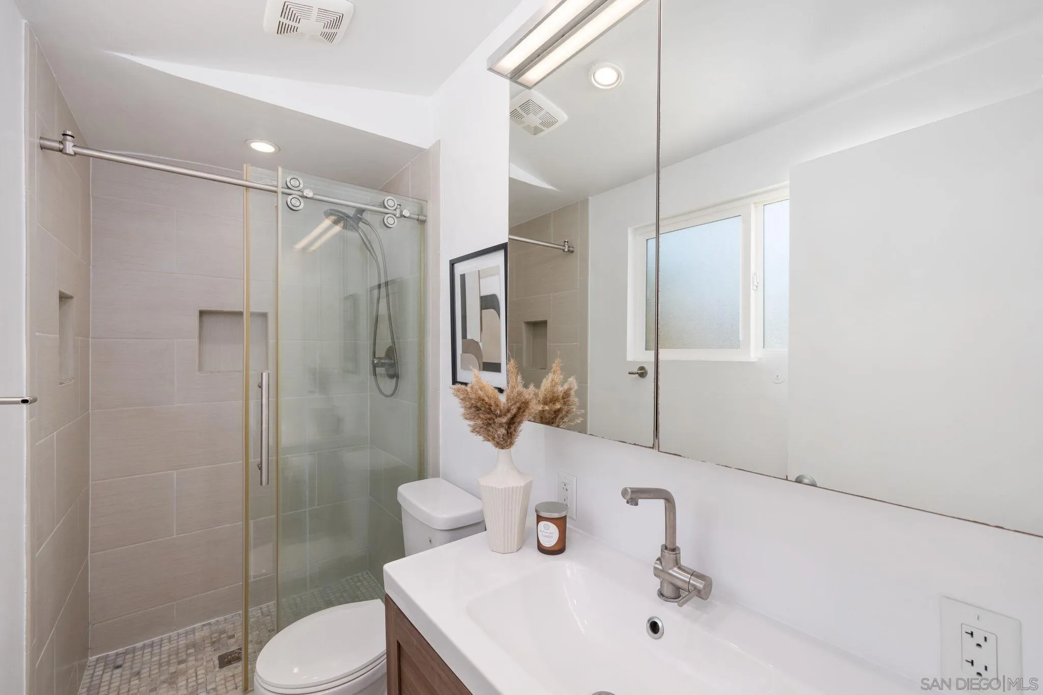 https://cdn.realtyfeed.com/cdn/127/260014794/ddb75f37f3e6742333c30647a40251ca.webp