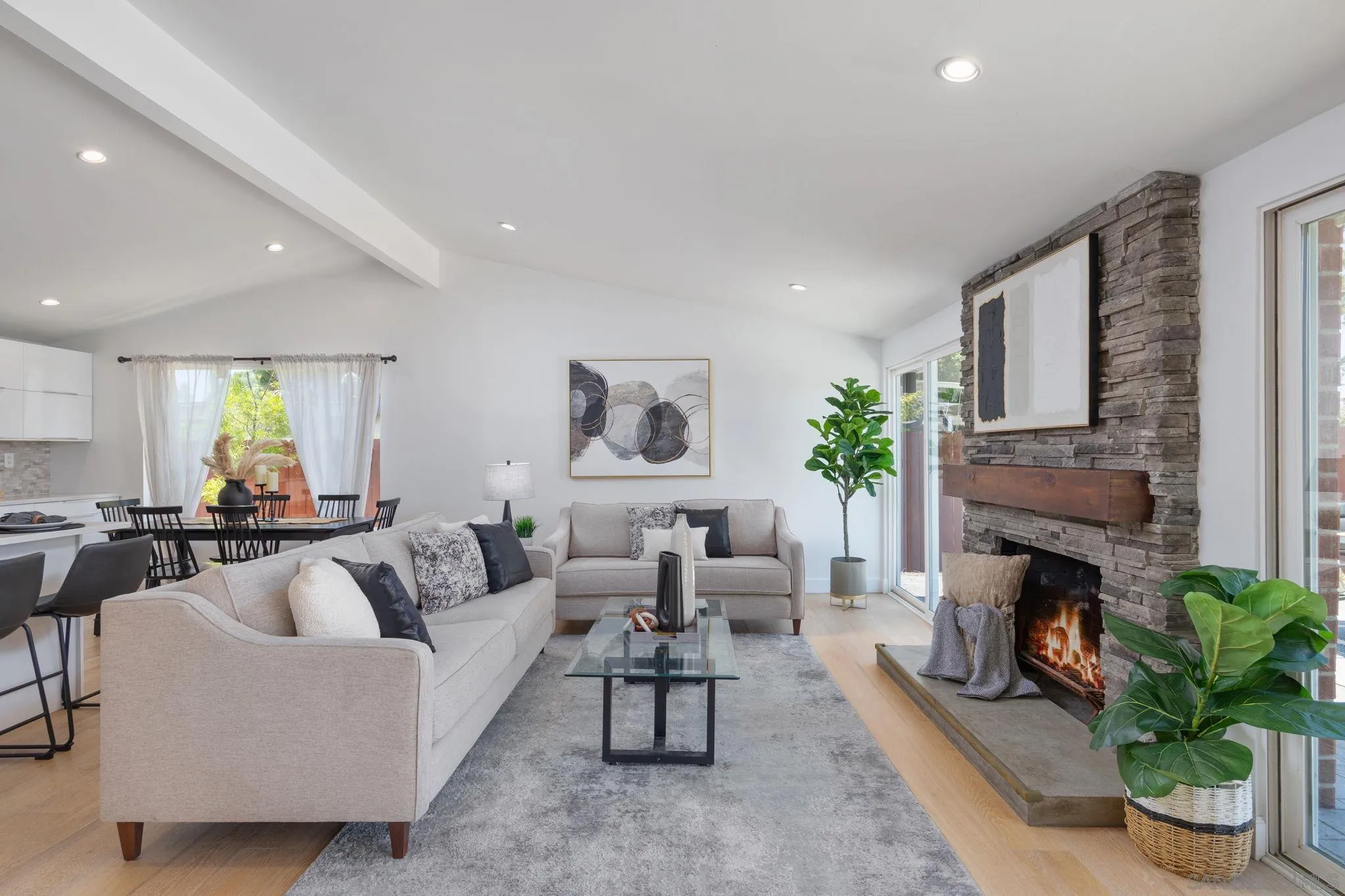 https://cdn.realtyfeed.com/cdn/127/260014794/ea17aff1f2811876ef0f6dc6f8fb77b5.webp