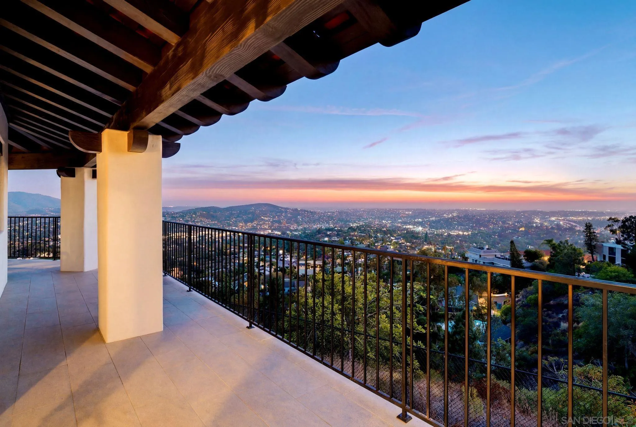 https://cdn.realtyfeed.com/cdn/127/260014796/4eb2c800ff4abcb5fd4b458d72bf55de.webp