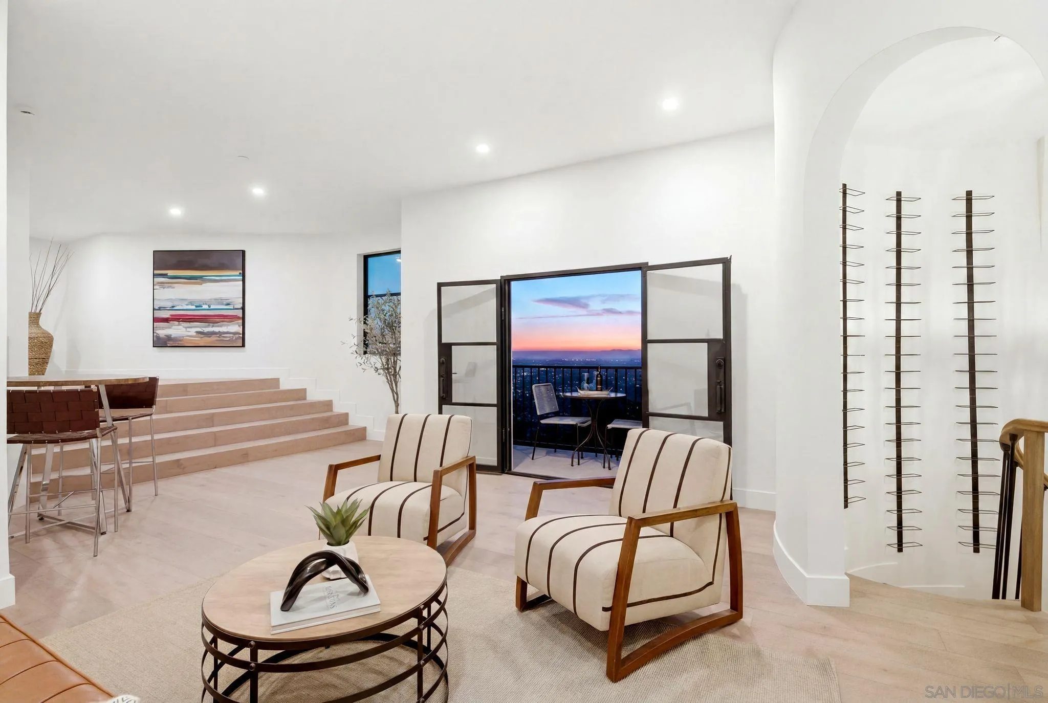 https://cdn.realtyfeed.com/cdn/127/260014796/4ef84c87aef2c1649369ecbe5eefcab9.webp