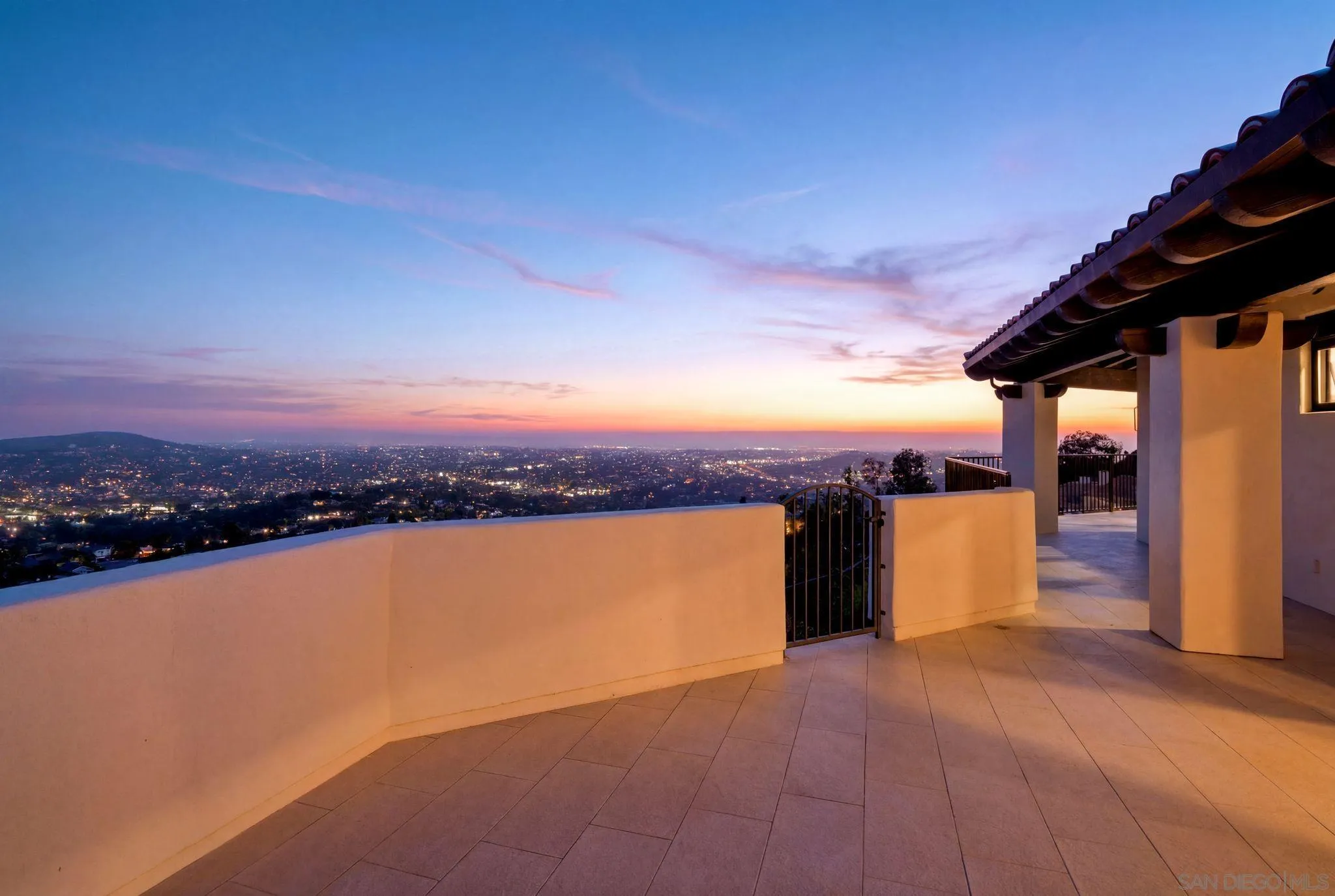 https://cdn.realtyfeed.com/cdn/127/260014796/6f796a8115df2fe5ec7534714508f7c7.webp