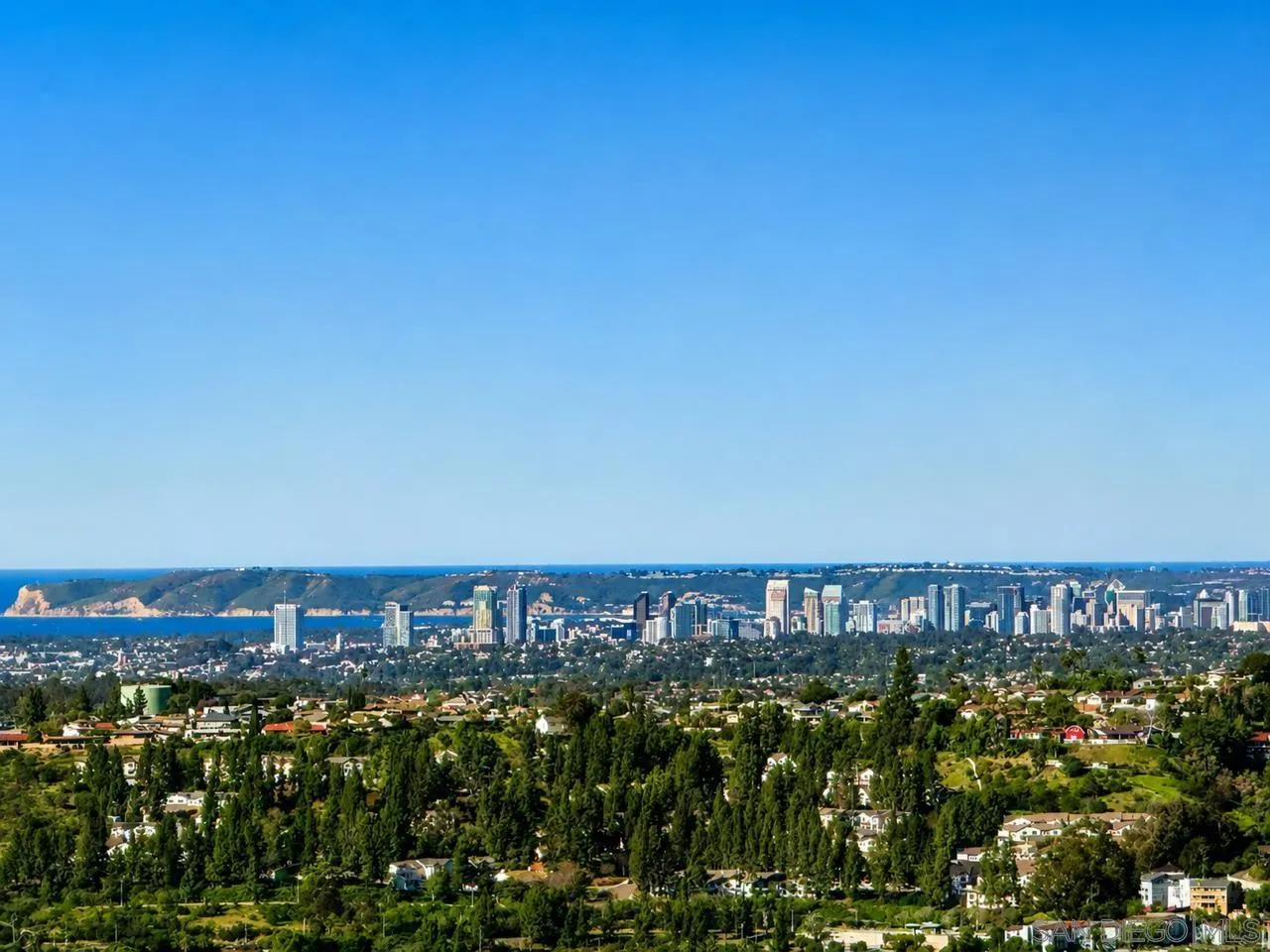https://cdn.realtyfeed.com/cdn/127/260014796/fff63329e2d499e06474167cc8abb415.webp