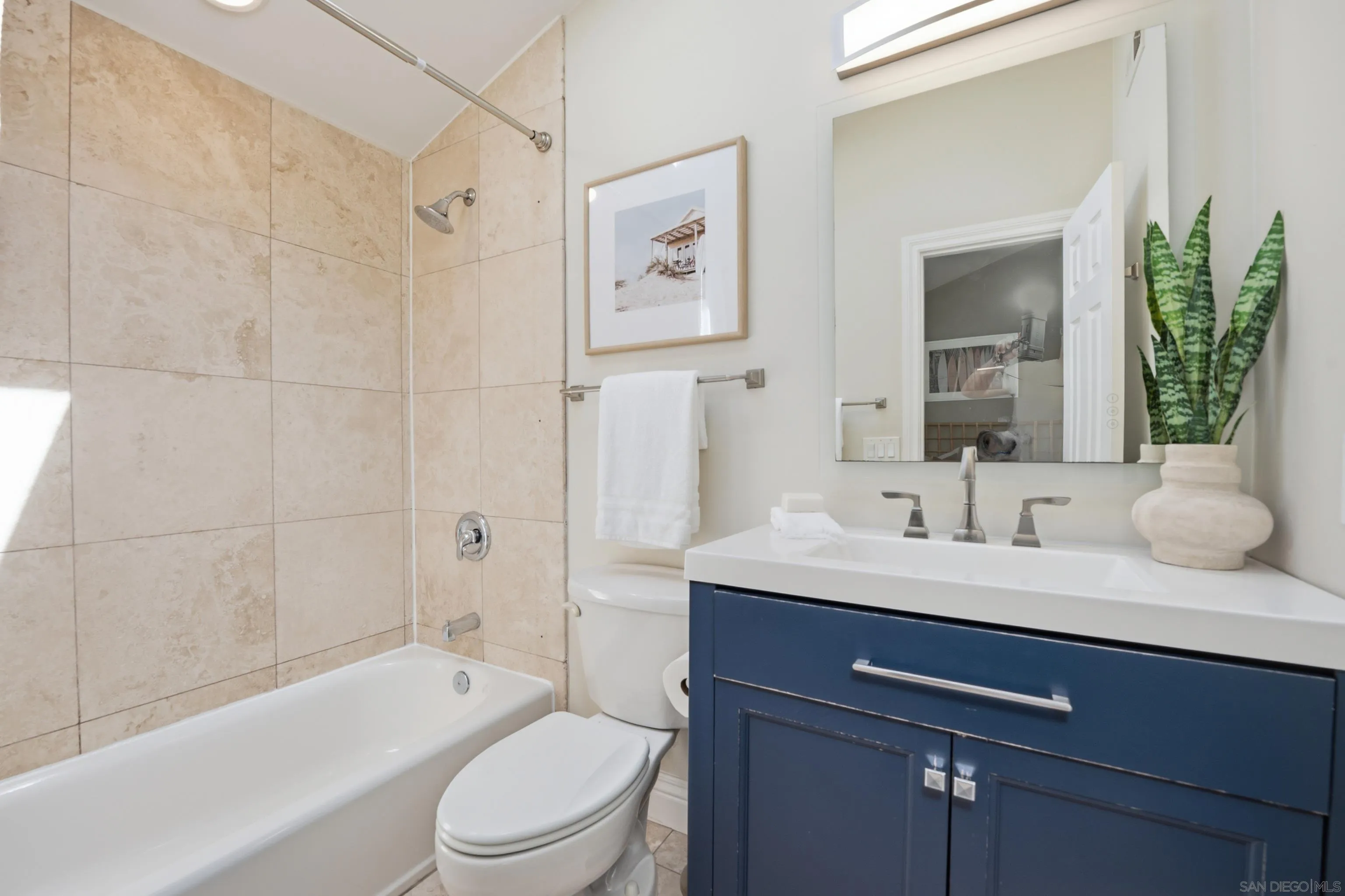Photo #8: 260014798 Listing: Photo #8