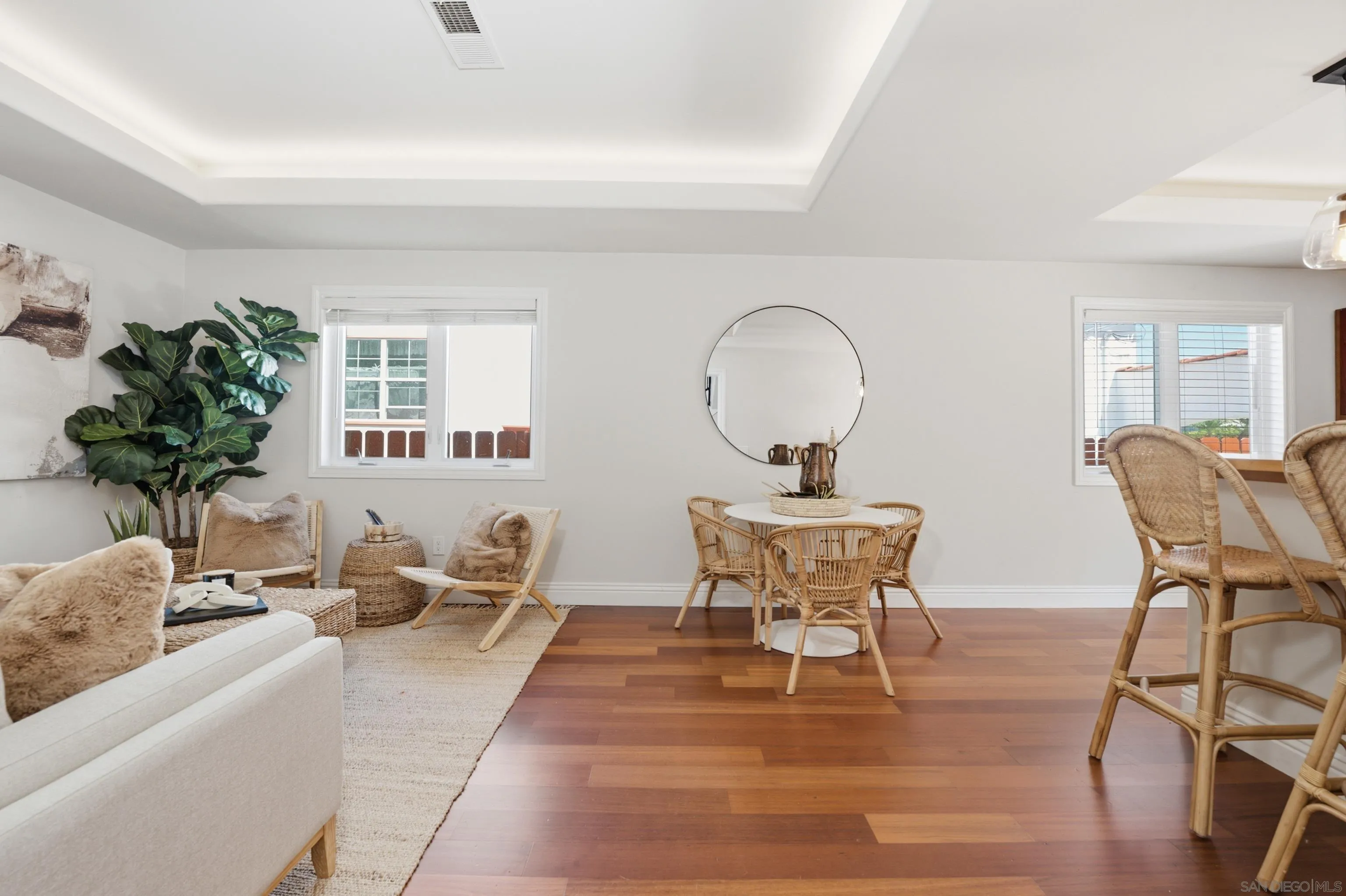 Photo #2: 260014798 Listing: Photo #2