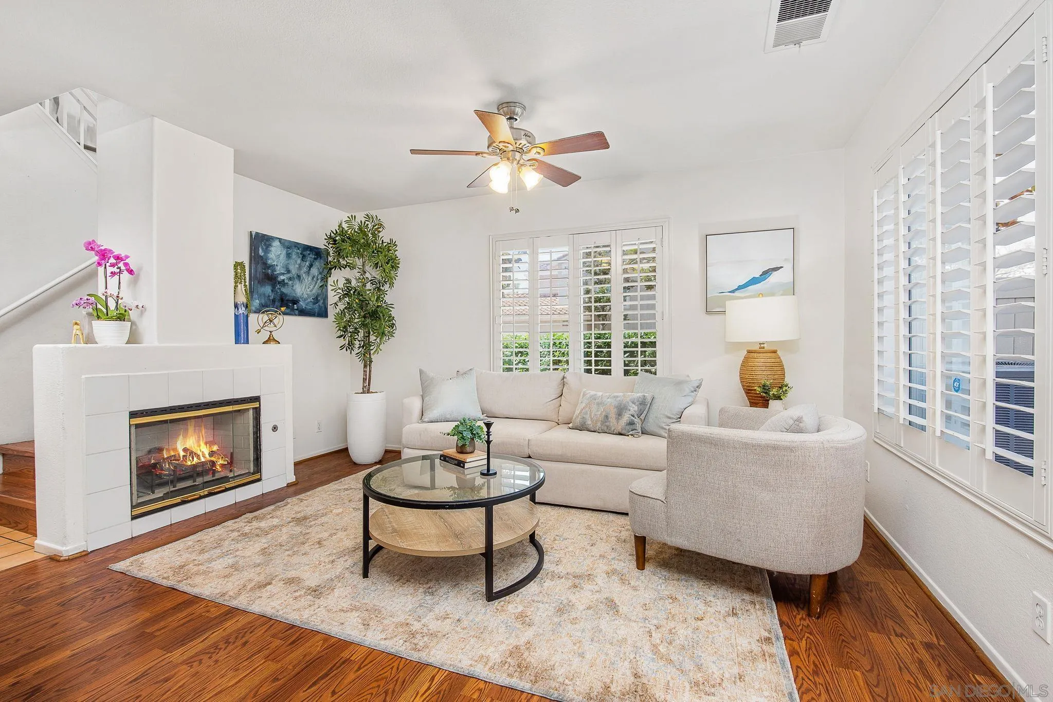 https://cdn.realtyfeed.com/cdn/127/260014799/050cc3b035e3d19f5ebf50b265e871b3.webp