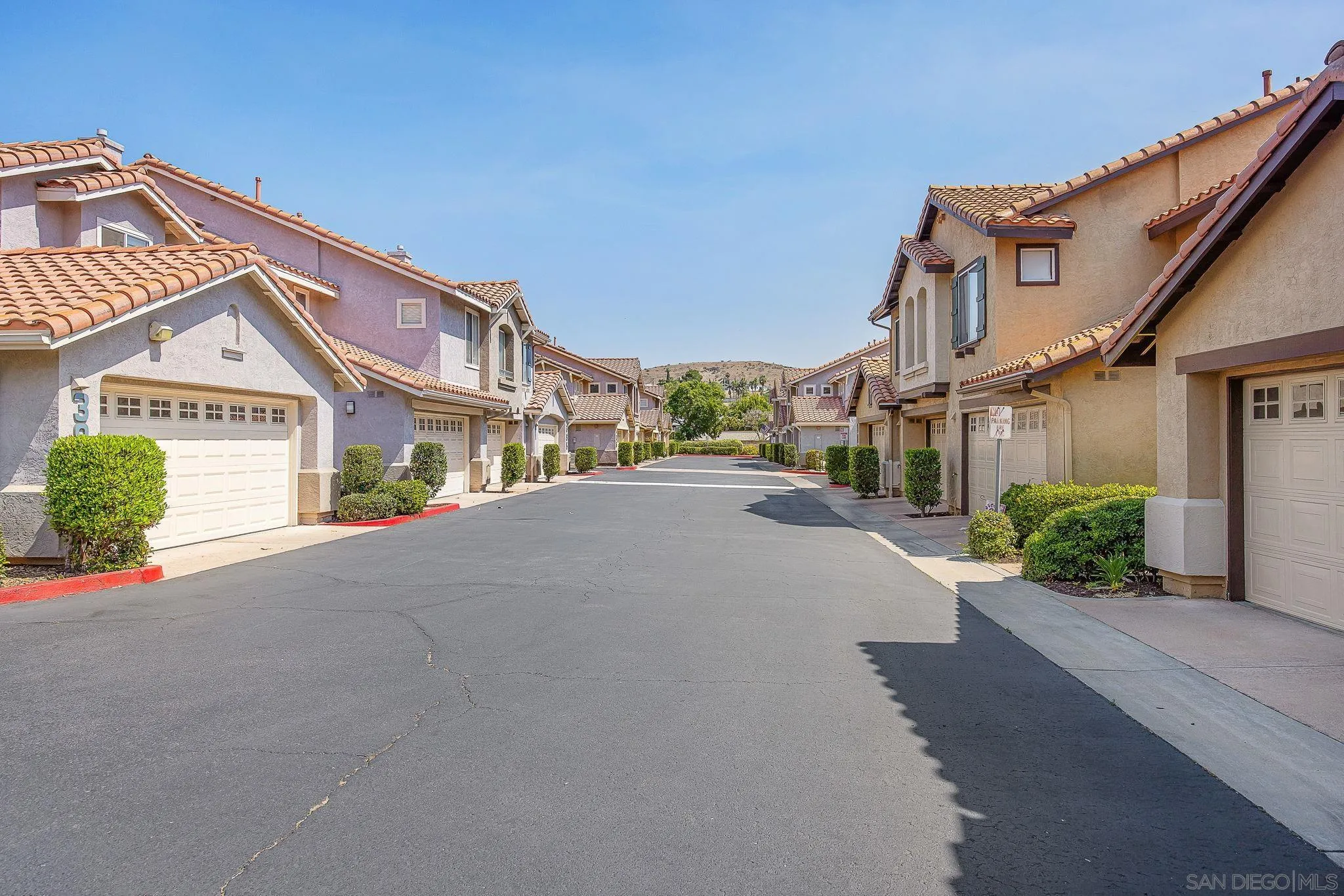 https://cdn.realtyfeed.com/cdn/127/260014799/bcf89473ab4aa03e51f76a630dfc3ae0.webp
