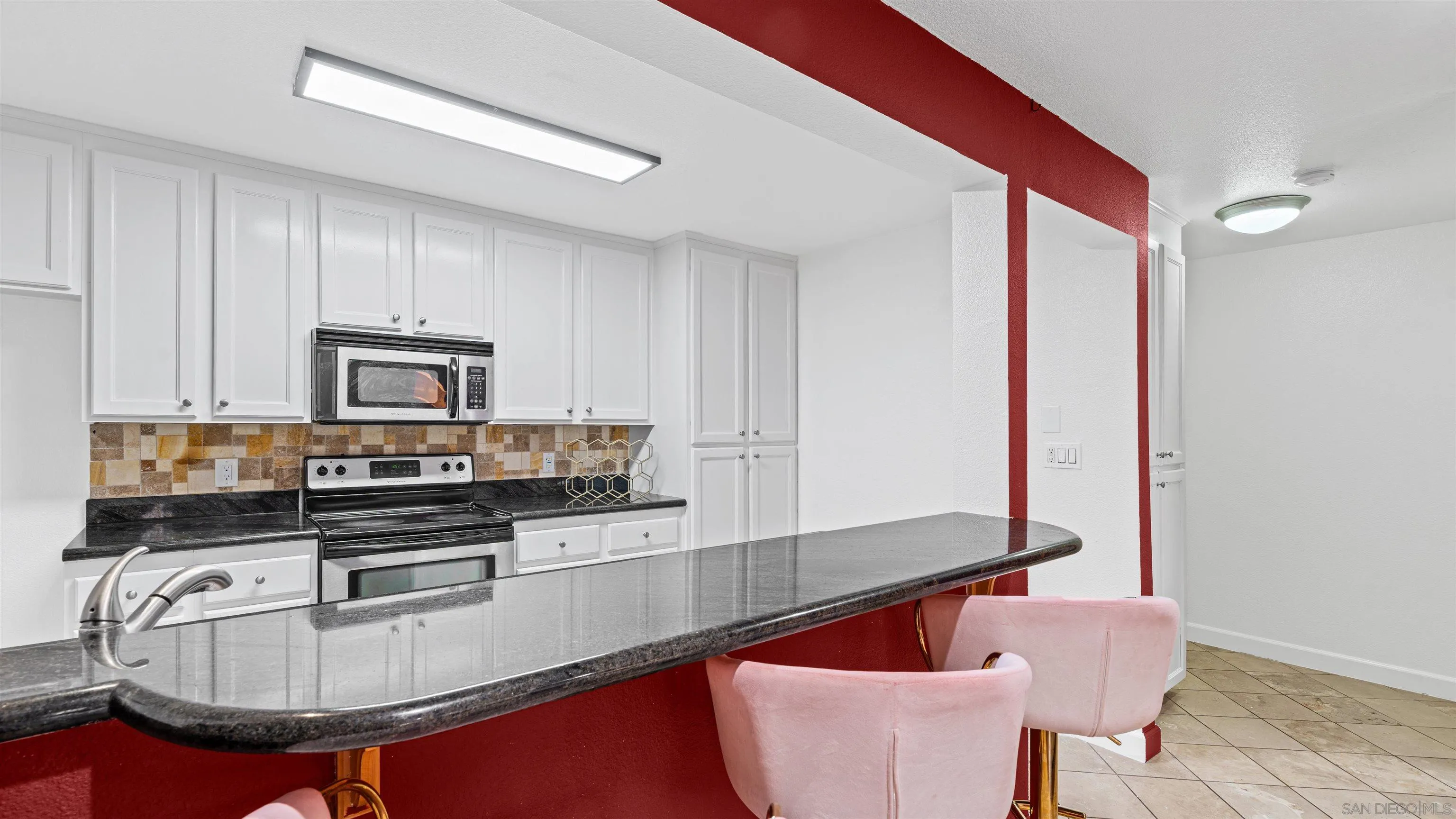https://cdn.realtyfeed.com/cdn/127/260014800/0a56e11c6b5a25b56e70d458e6be42a8.webp