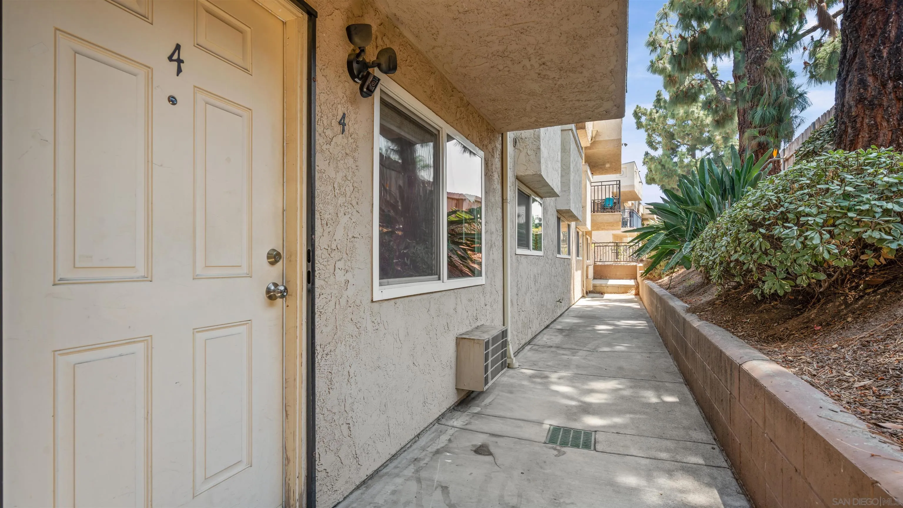https://cdn.realtyfeed.com/cdn/127/260014800/1ddc3f3c6816fb9acefd47edba0fd7d2.webp