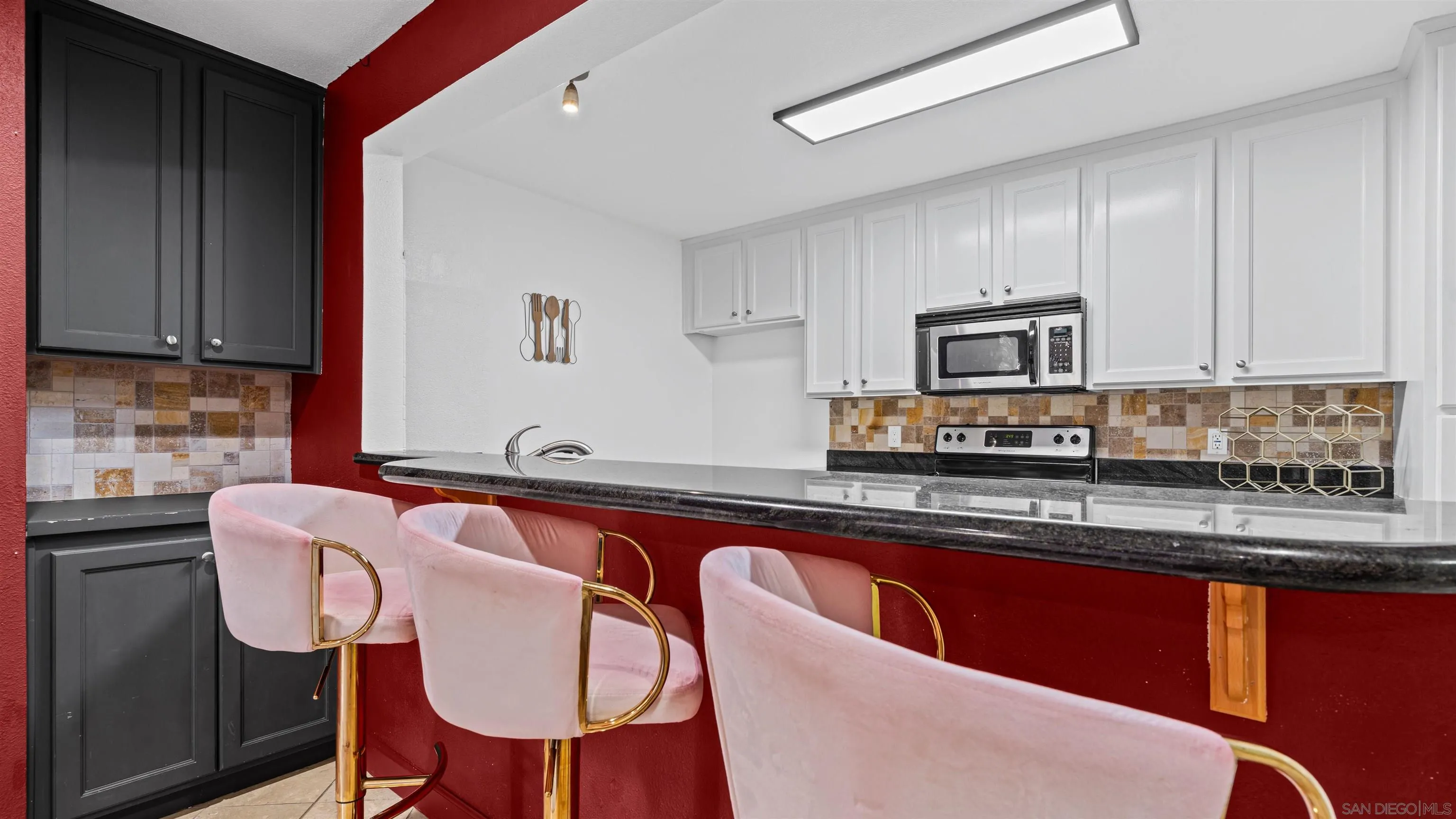 https://cdn.realtyfeed.com/cdn/127/260014800/301b64d53b750660216a0445b05d3665.webp