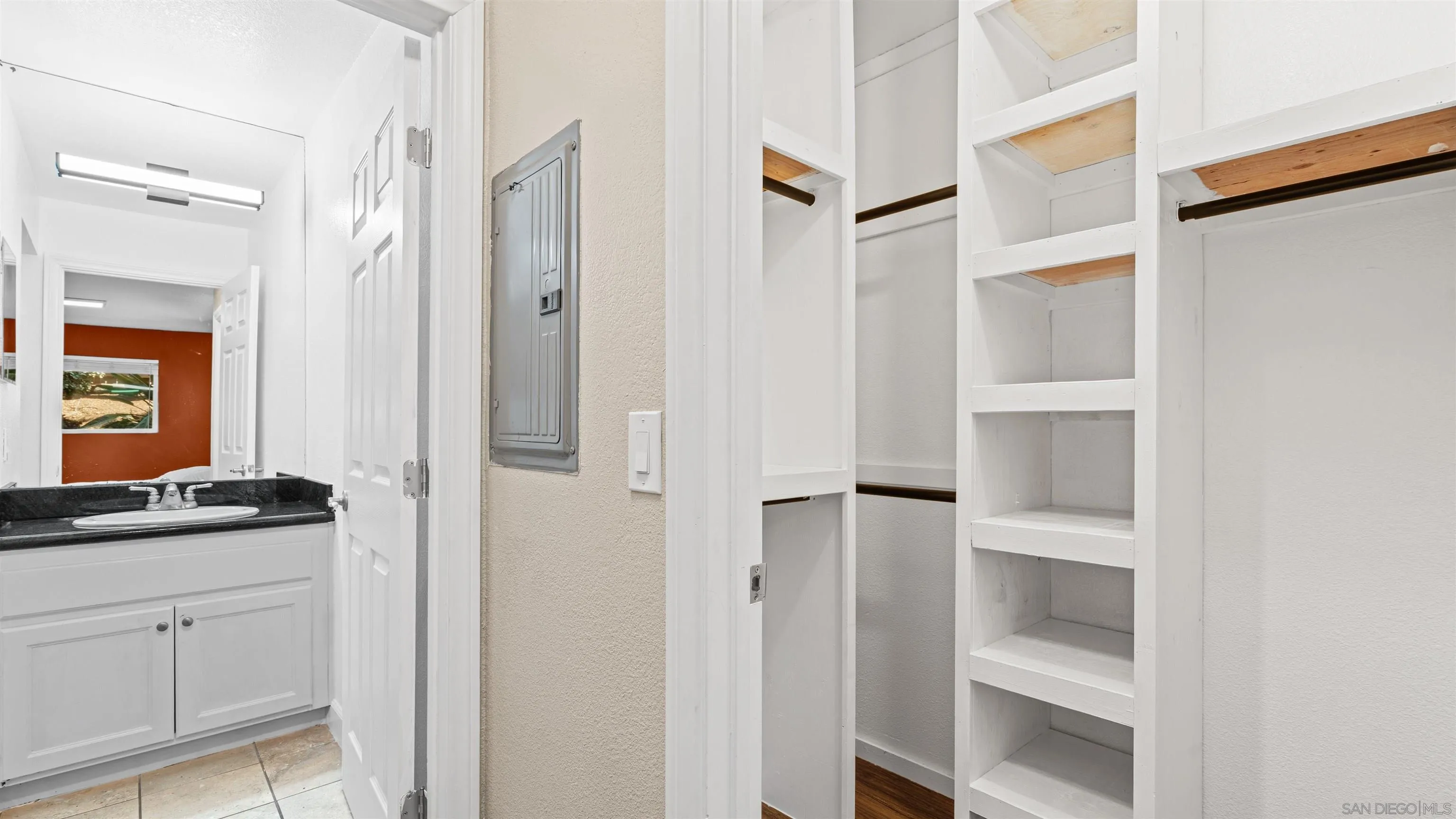 https://cdn.realtyfeed.com/cdn/127/260014800/3e99cc7f1eb4d78be33de3e09645bdd6.webp