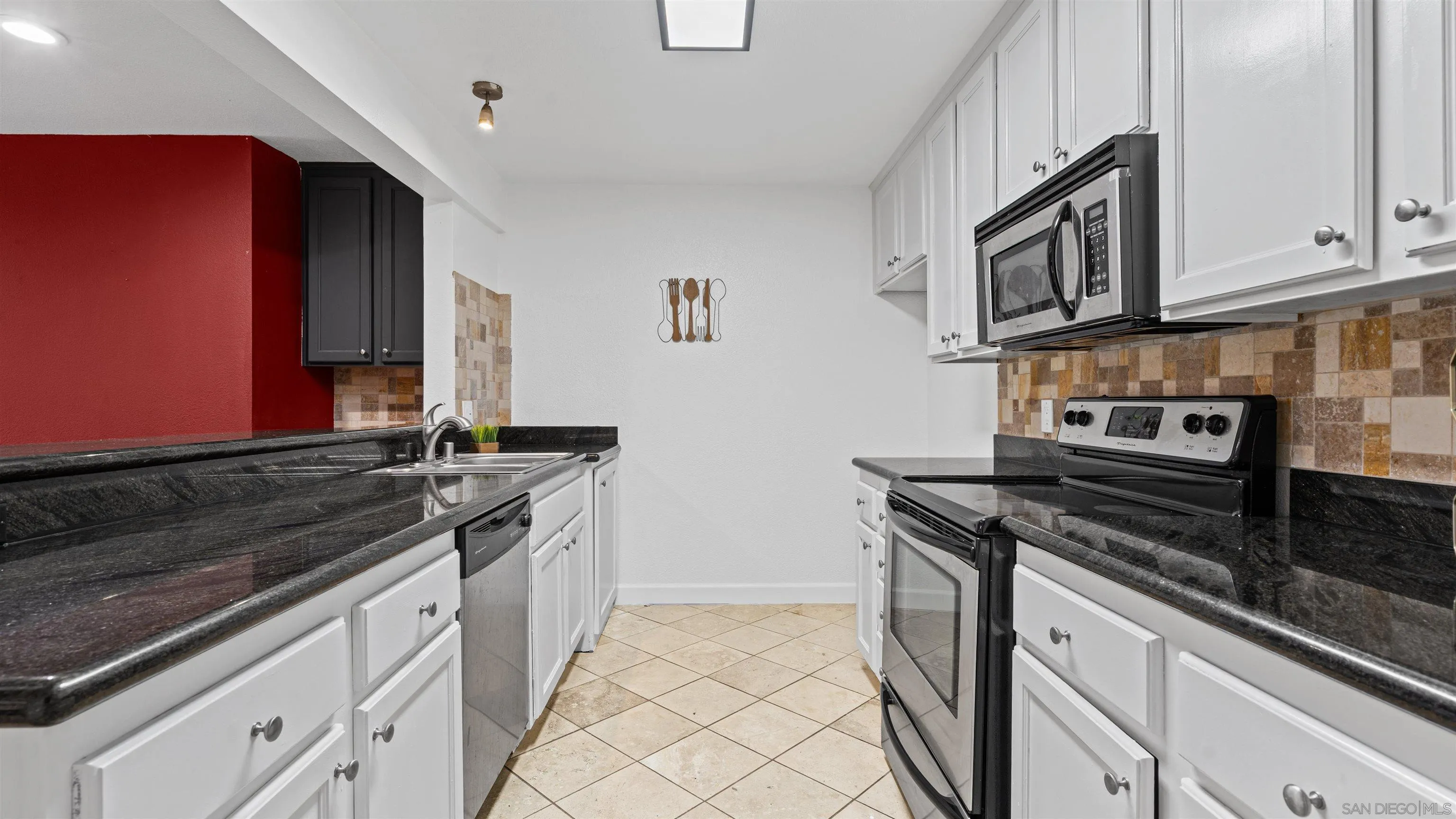 https://cdn.realtyfeed.com/cdn/127/260014800/a7373339ec47611c7753f8078447f76d.webp