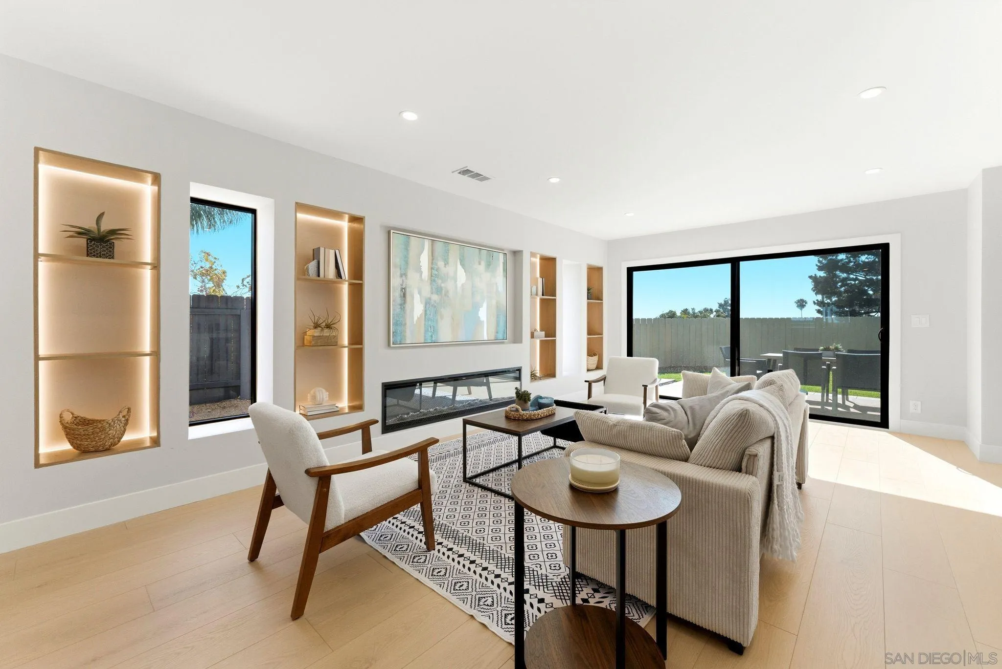 https://cdn.realtyfeed.com/cdn/127/260014801/05f228352ecb8de111204a017611460d.webp