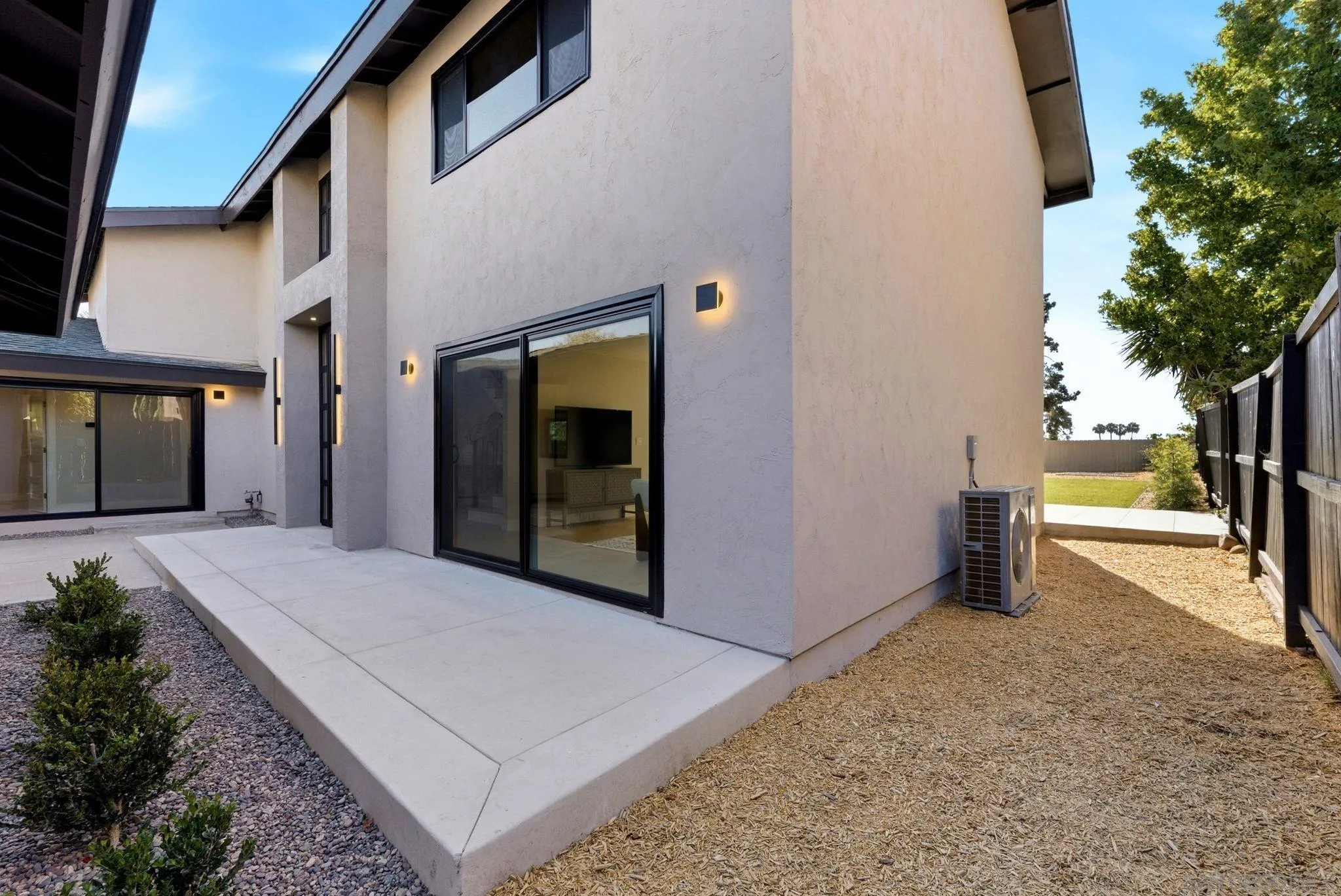 https://cdn.realtyfeed.com/cdn/127/260014801/667f9bd58756bee527386d8c66667c38.webp