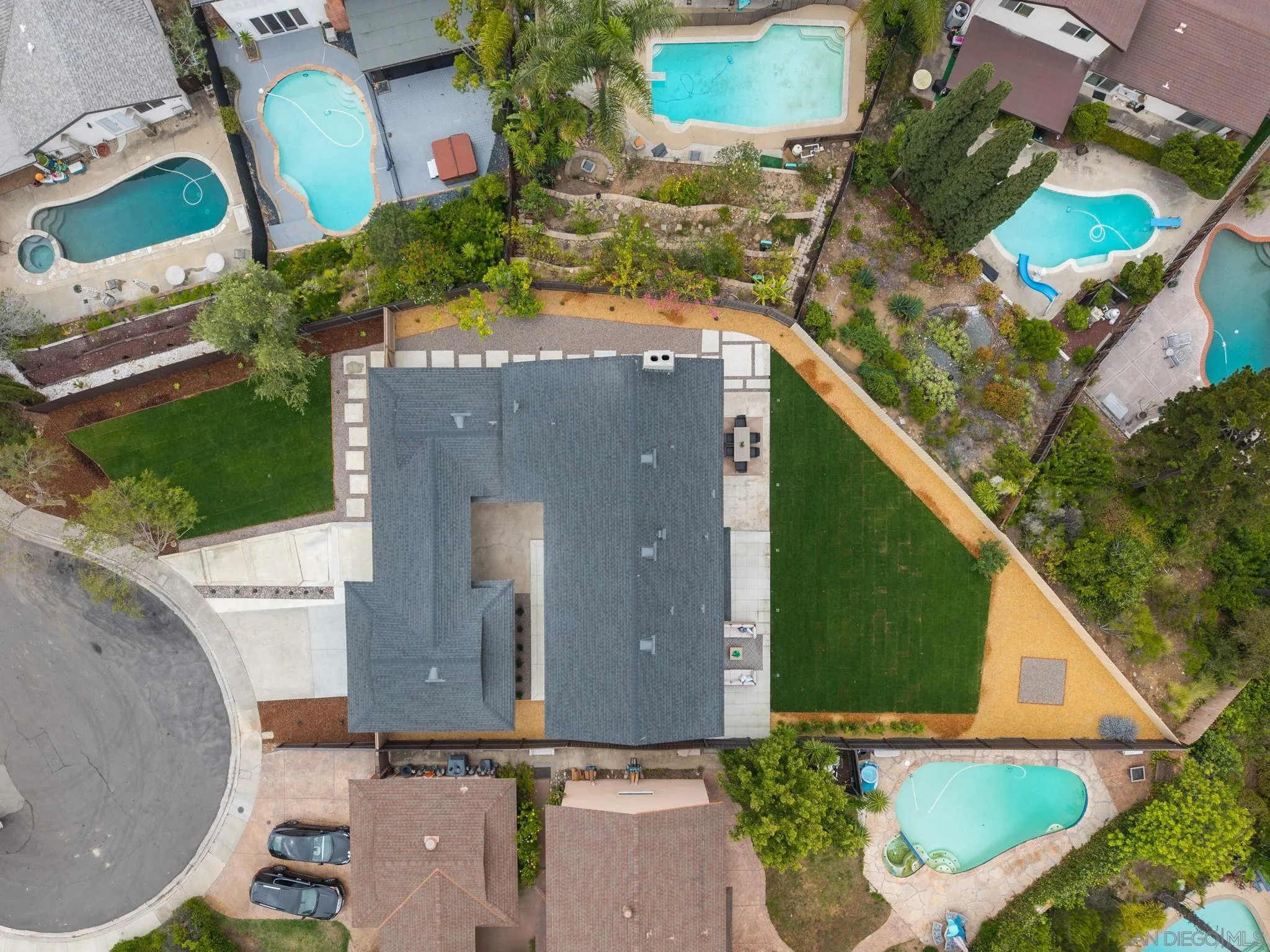 https://cdn.realtyfeed.com/cdn/127/260014801/7226a52d8e68ac30c4a69adbf252050e.webp