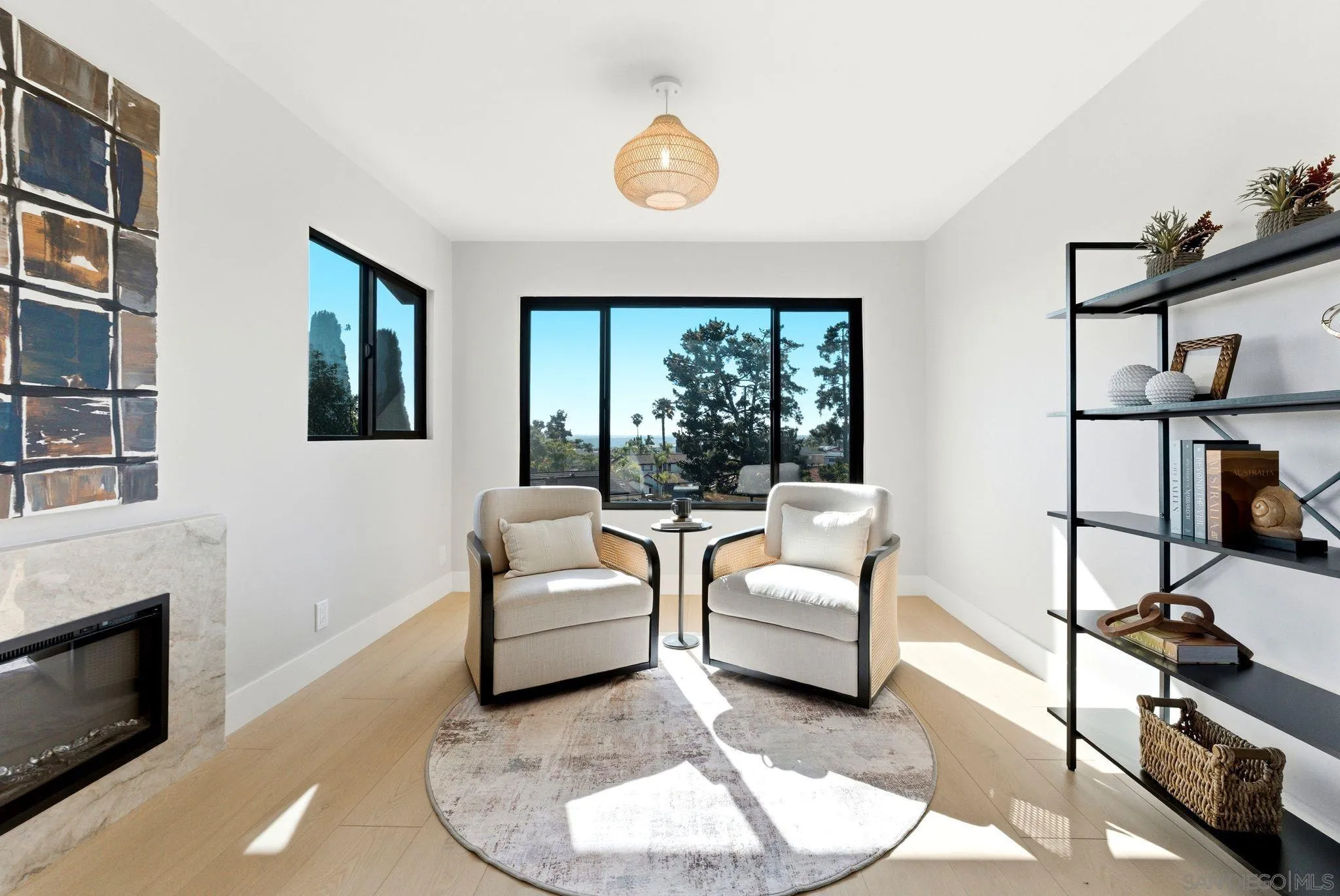 https://cdn.realtyfeed.com/cdn/127/260014801/72a86be4e380c81453484f0a085e0429.webp