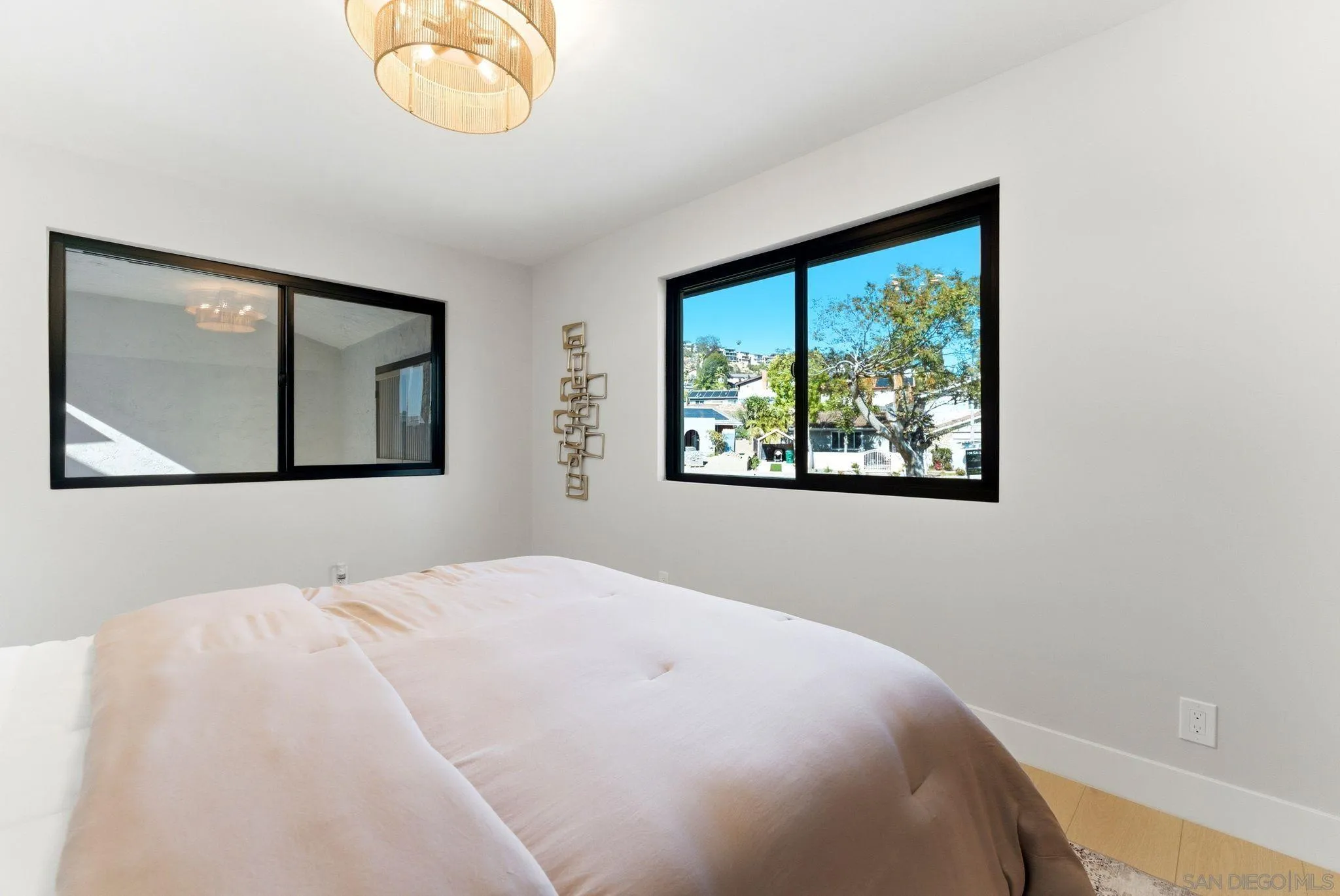 https://cdn.realtyfeed.com/cdn/127/260014801/98b31c2db6fd30fc39ecfe32720ed467.webp