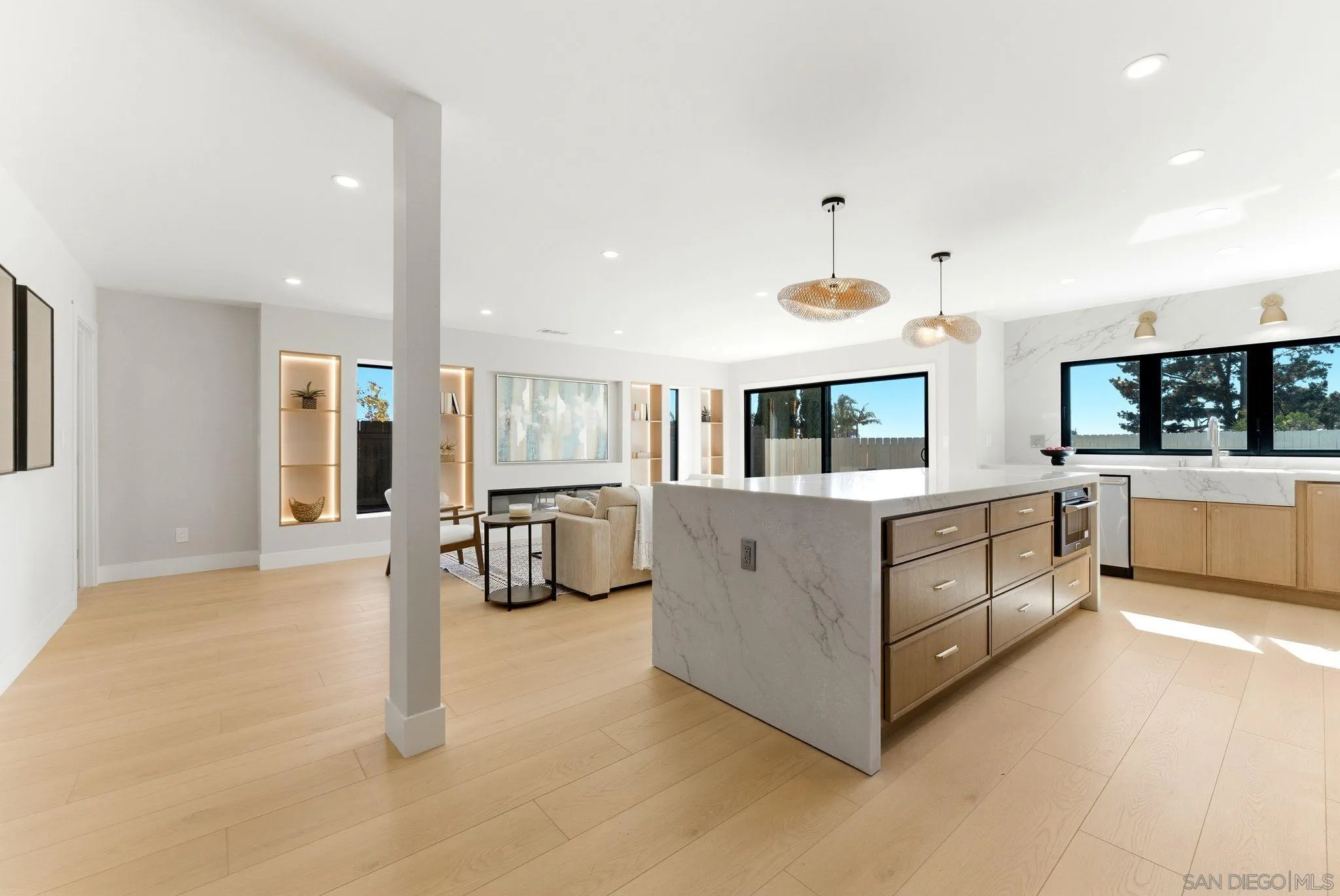 https://cdn.realtyfeed.com/cdn/127/260014801/a7c833ae6cfd00579198decbee5e4393.webp