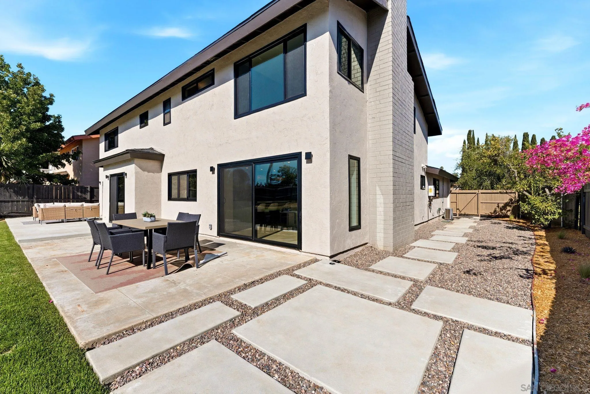 https://cdn.realtyfeed.com/cdn/127/260014801/d6f6ecfd241202ab5837b6c80ee2561d.webp