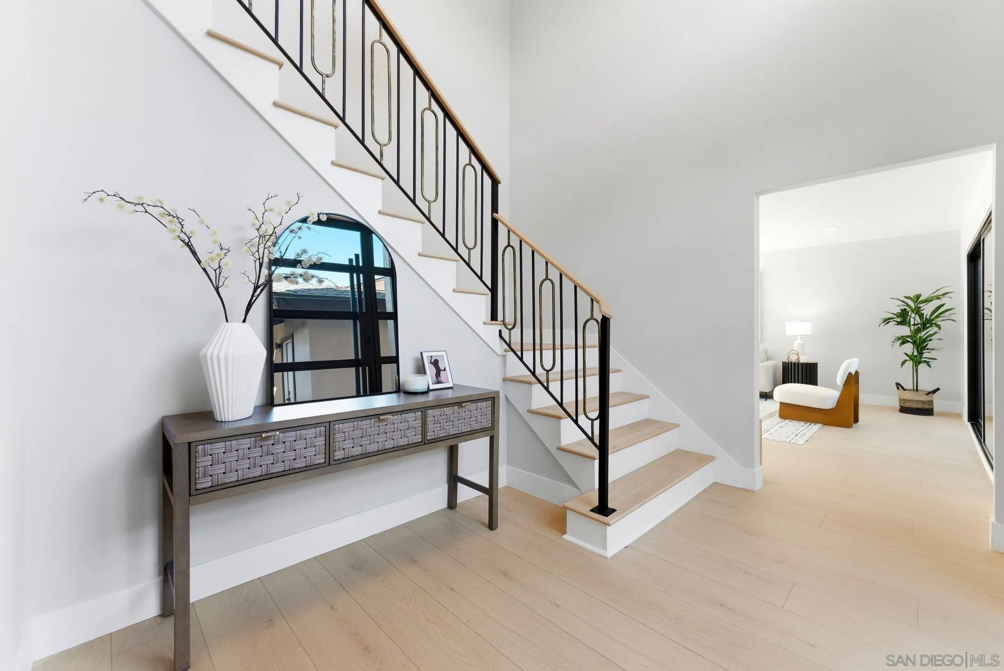 https://cdn.realtyfeed.com/cdn/127/260014801/d774bb8736008c67abcf5d01d4809d14.webp