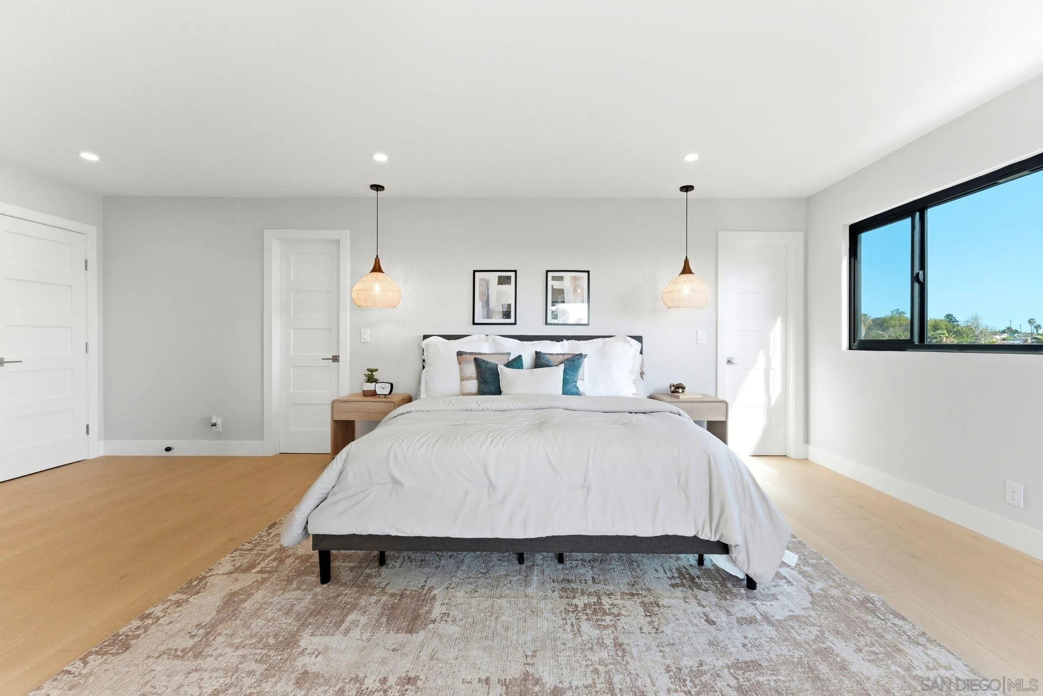 https://cdn.realtyfeed.com/cdn/127/260014801/e9c46df97766f74d5418602203b0a266.webp