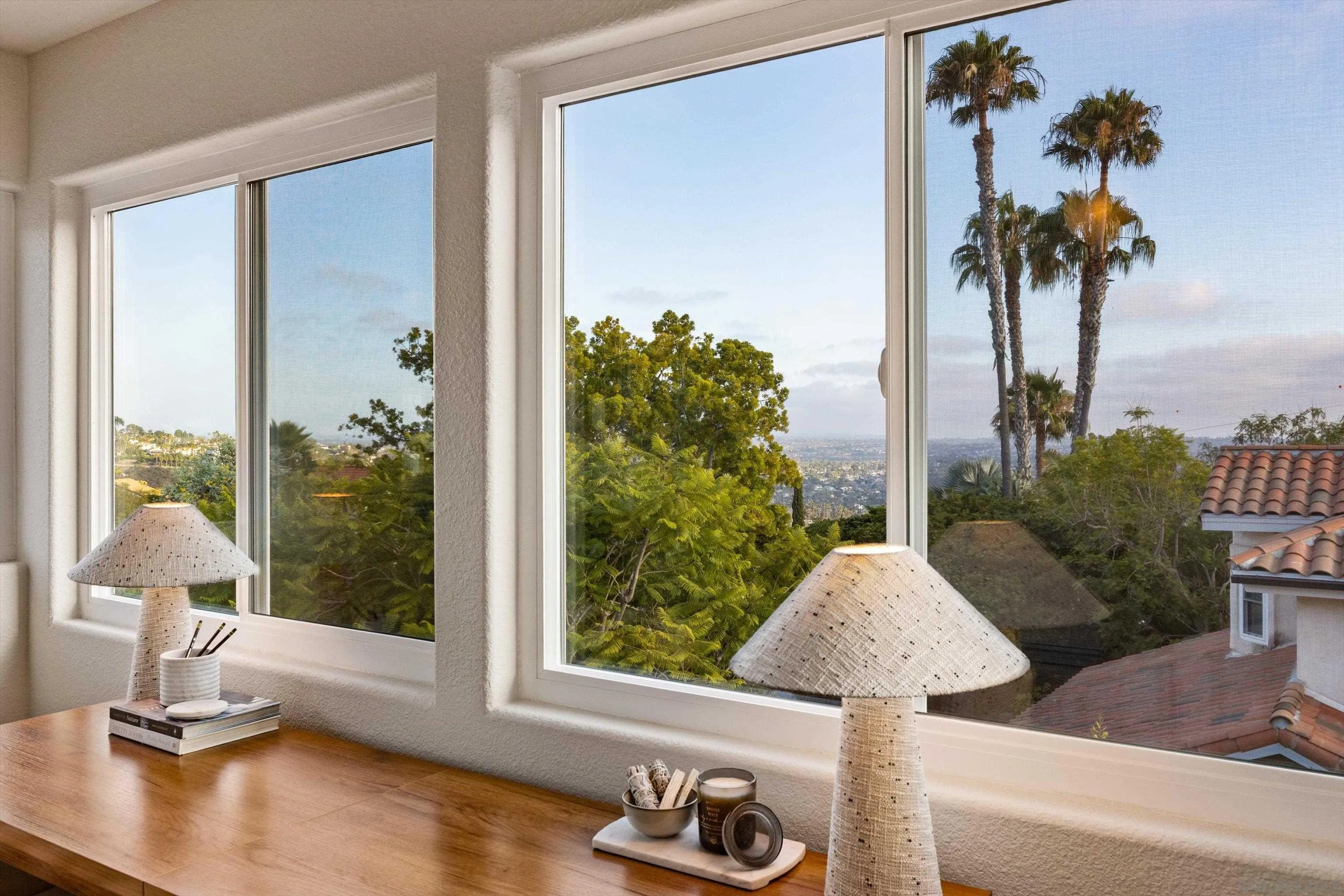 https://cdn.realtyfeed.com/cdn/127/260014803/054b1be477645d81d01e64b23df13281.webp