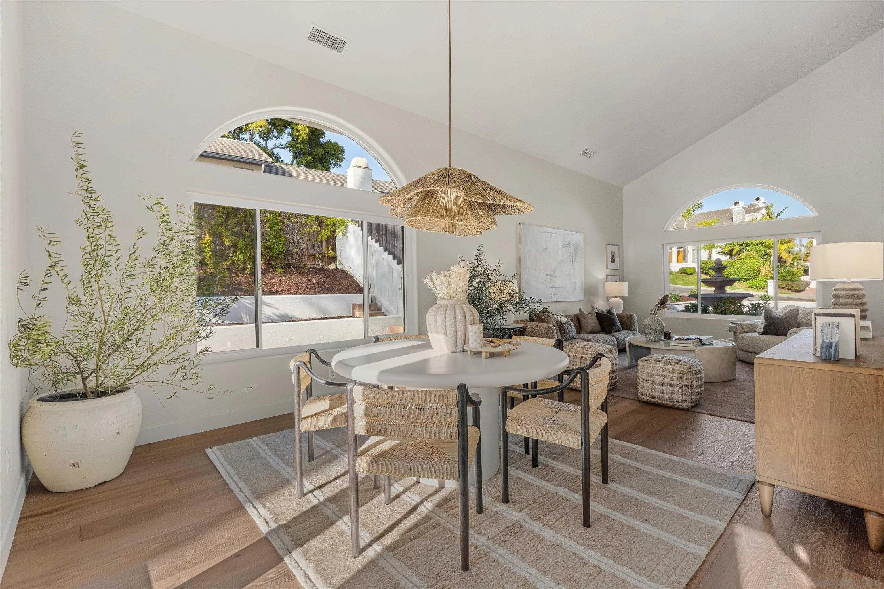 https://cdn.realtyfeed.com/cdn/127/260014803/494edeb5c54daf07c8e330bdc2417496.webp