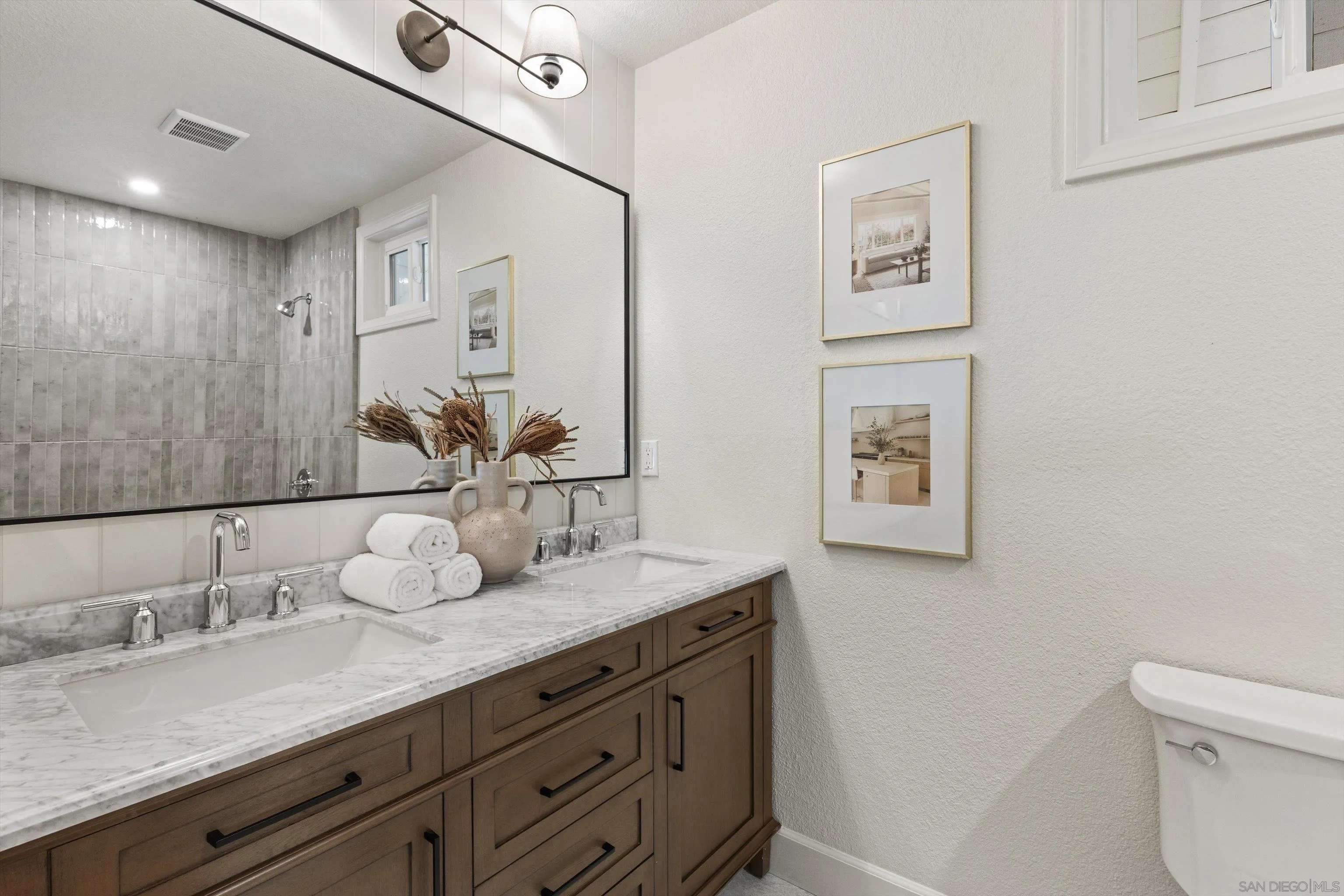https://cdn.realtyfeed.com/cdn/127/260014803/740ebbc64302cf90d09b467bbc9c510c.webp
