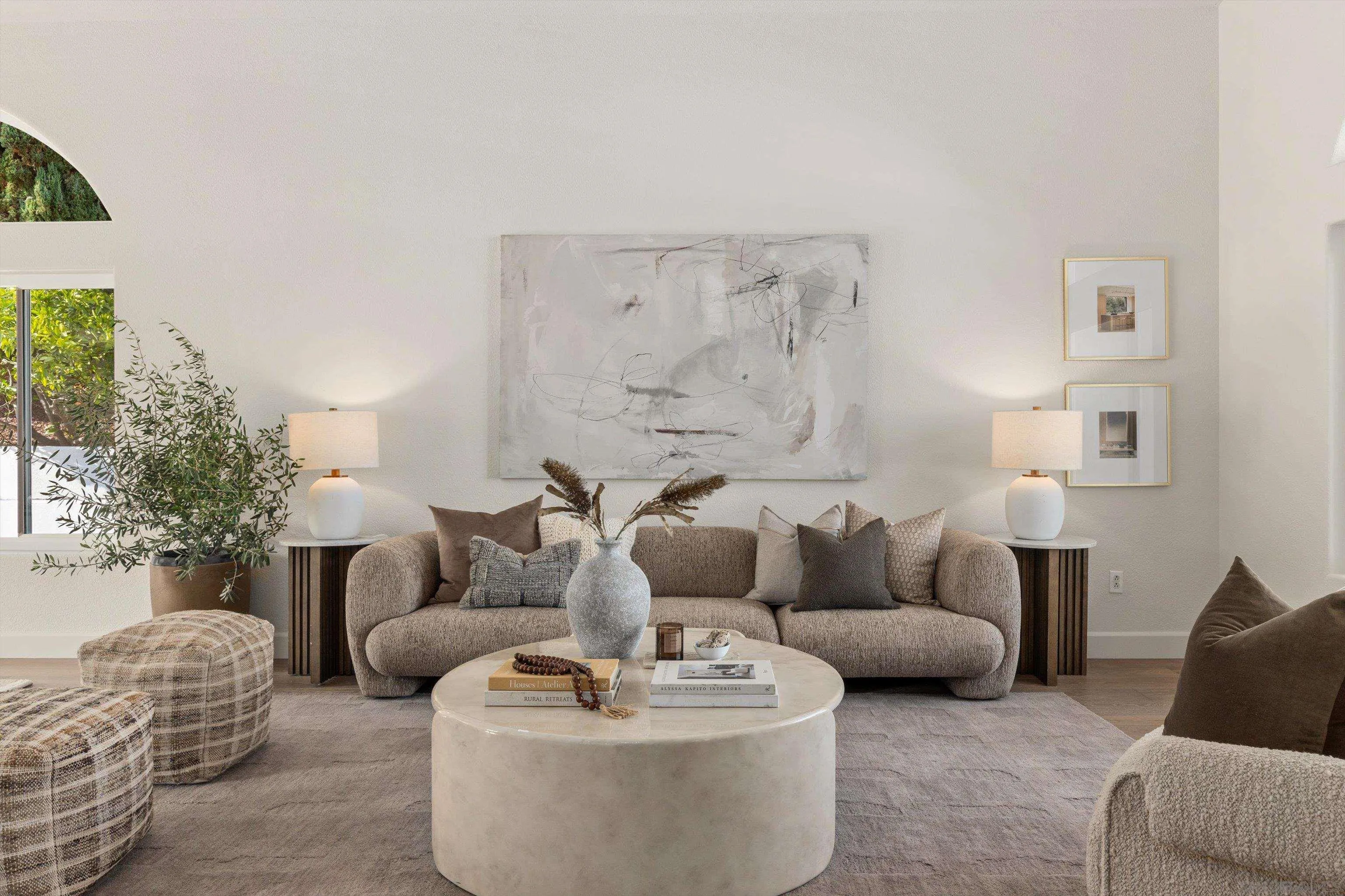 https://cdn.realtyfeed.com/cdn/127/260014803/a7962ce3d1835212482c0366a63c6620.webp