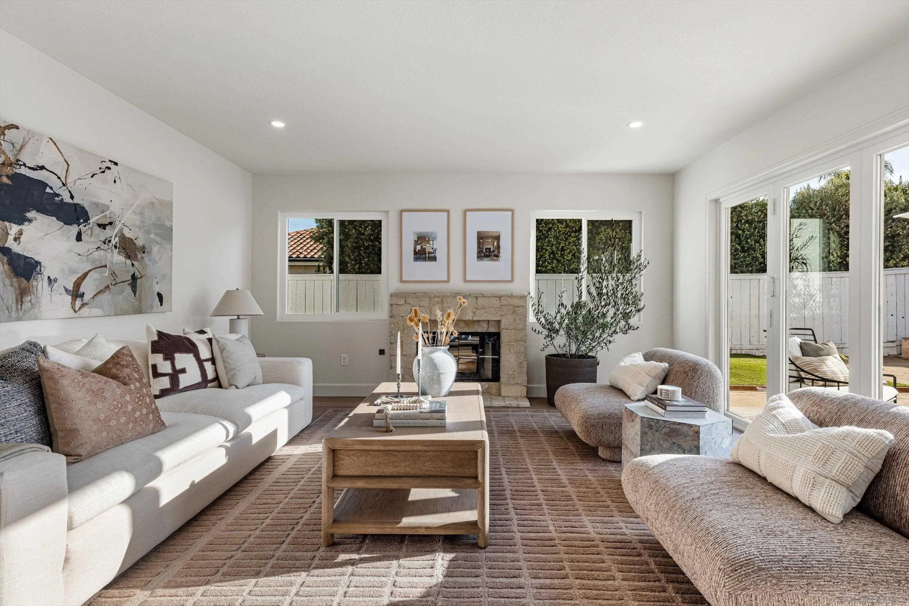 https://cdn.realtyfeed.com/cdn/127/260014803/e6edf41816b775d800ce7706ea924a4f.webp