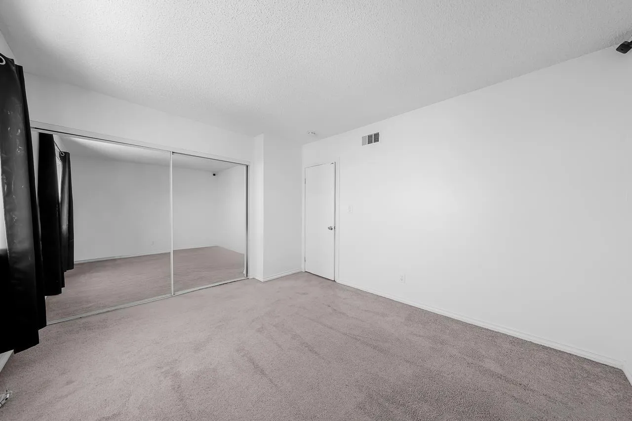 Photo #19: 260014804 Listing: Photo #19