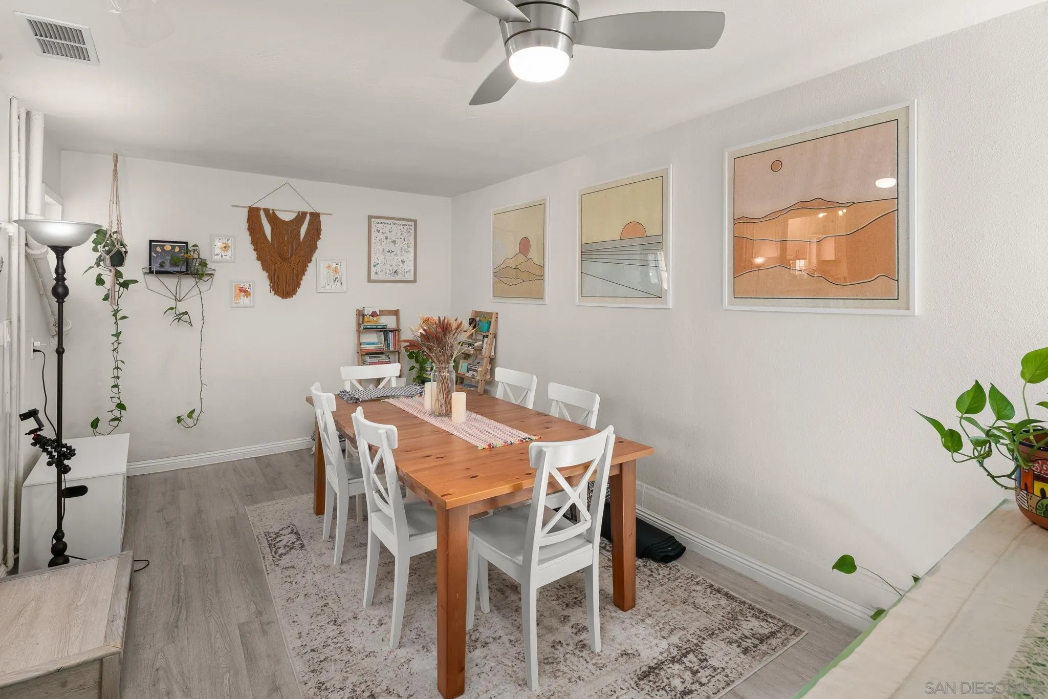 https://cdn.realtyfeed.com/cdn/127/260014805/54ceabd1d7ec28dc407213f8ce83ce06.webp