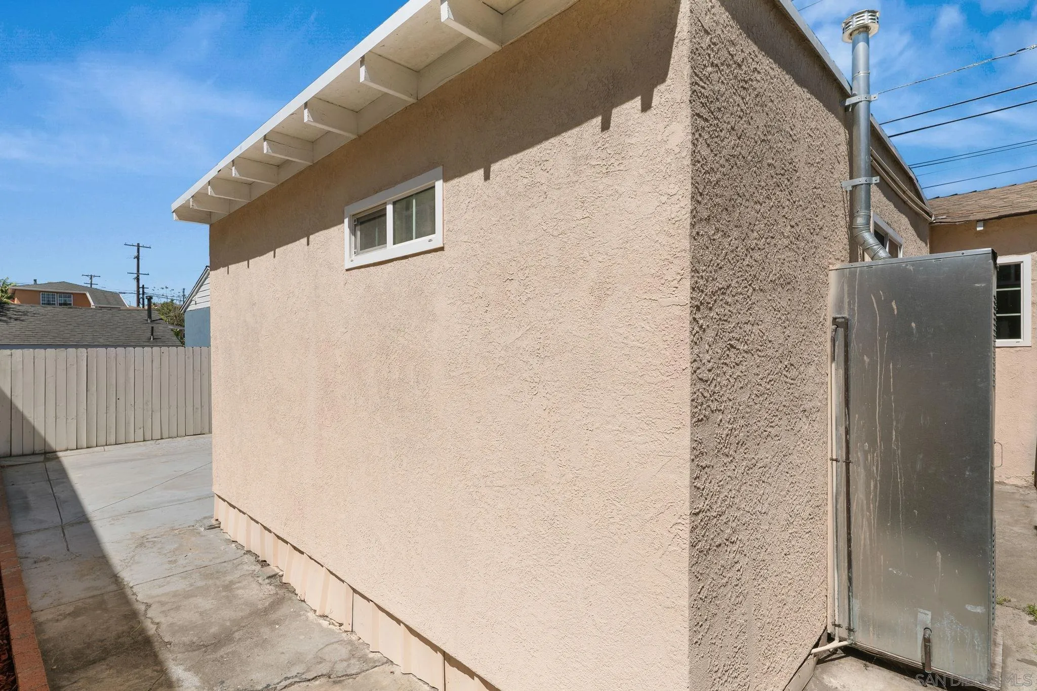 https://cdn.realtyfeed.com/cdn/127/260014805/6d5f766316ba0c04594e6db254daa727.webp