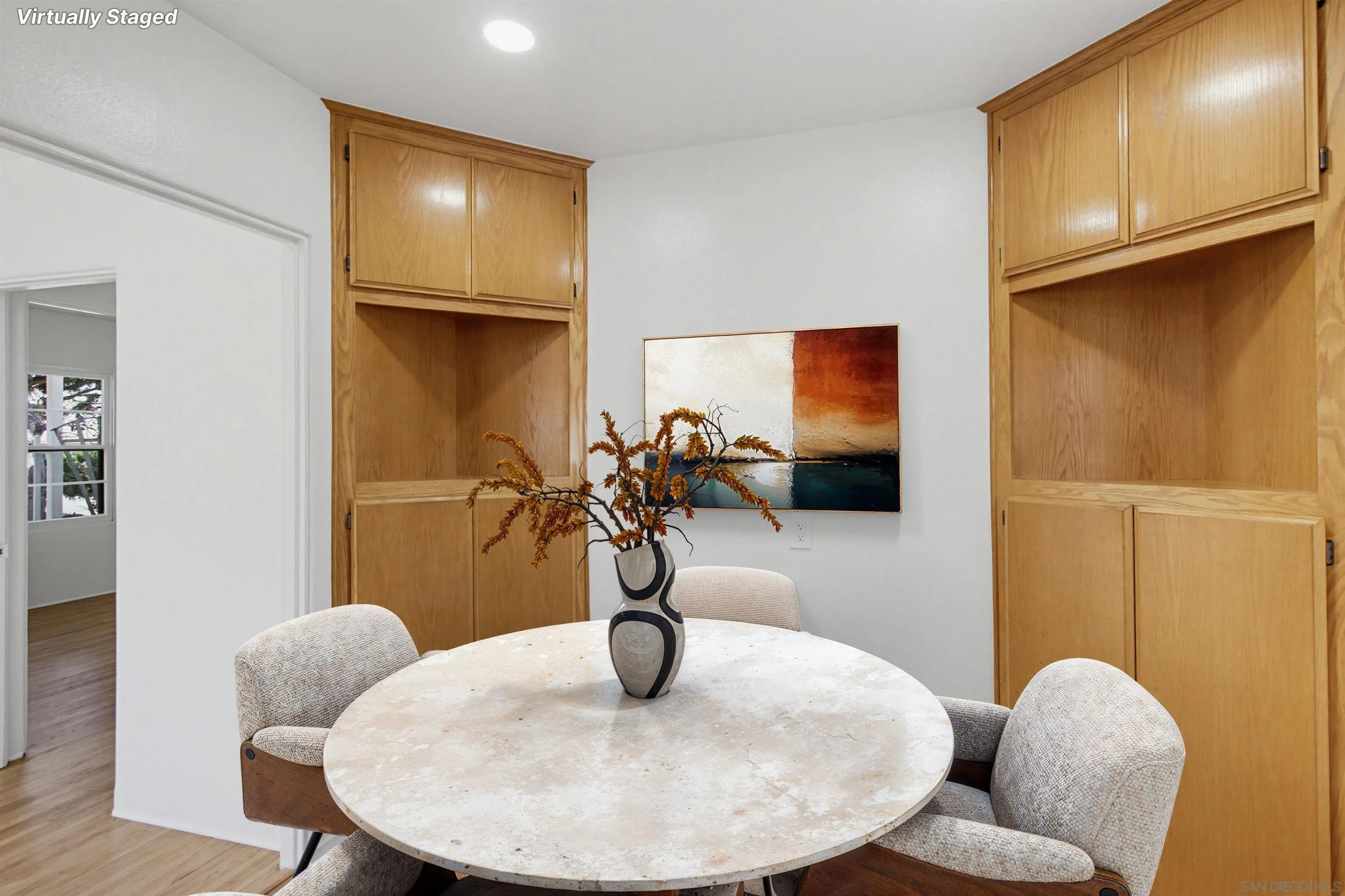 https://cdn.realtyfeed.com/cdn/127/260014806/4c27f41f11d90c593deafc74d3f2b534.webp