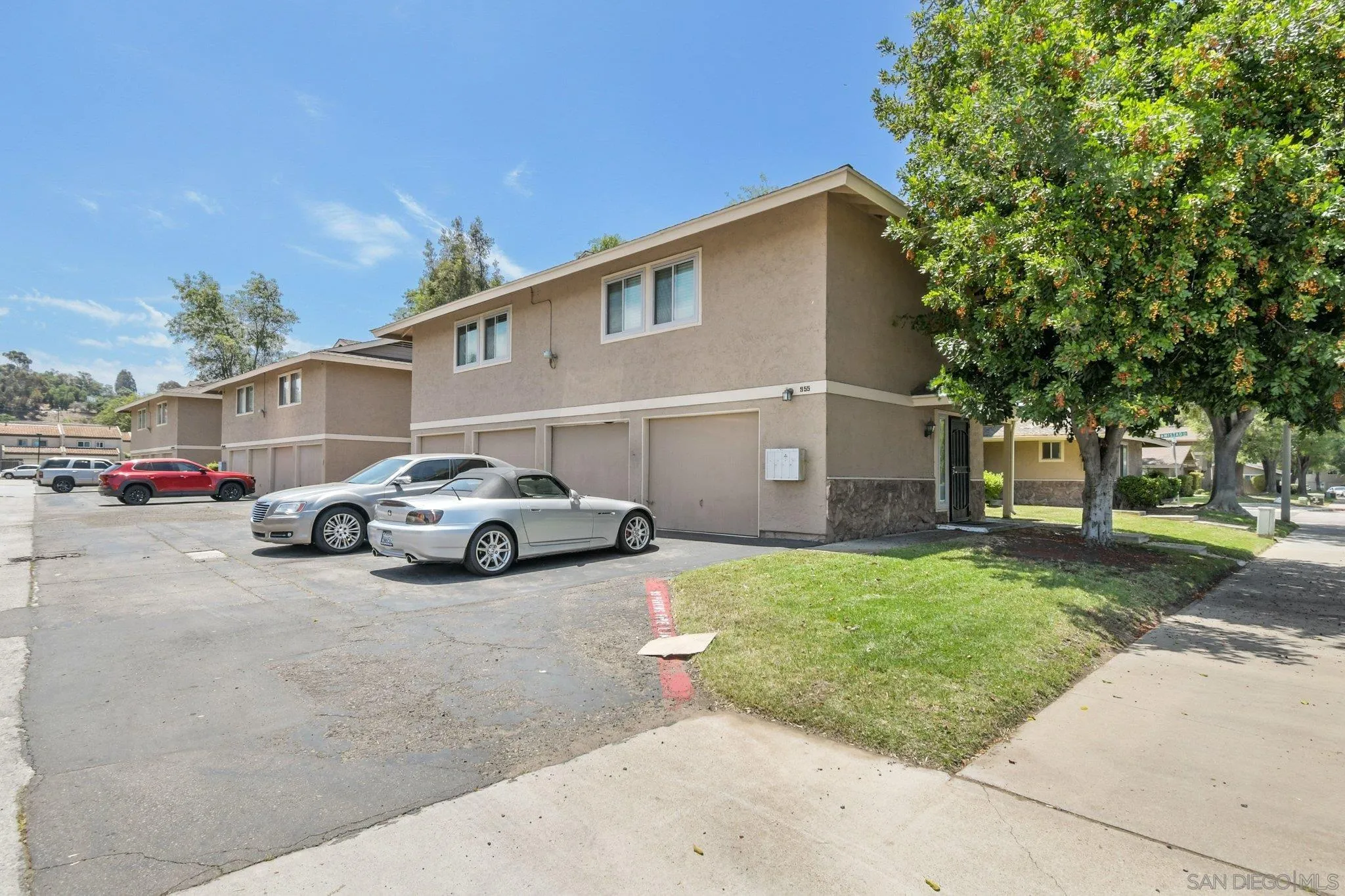 Photo #3: 260014808 Listing: Photo #3