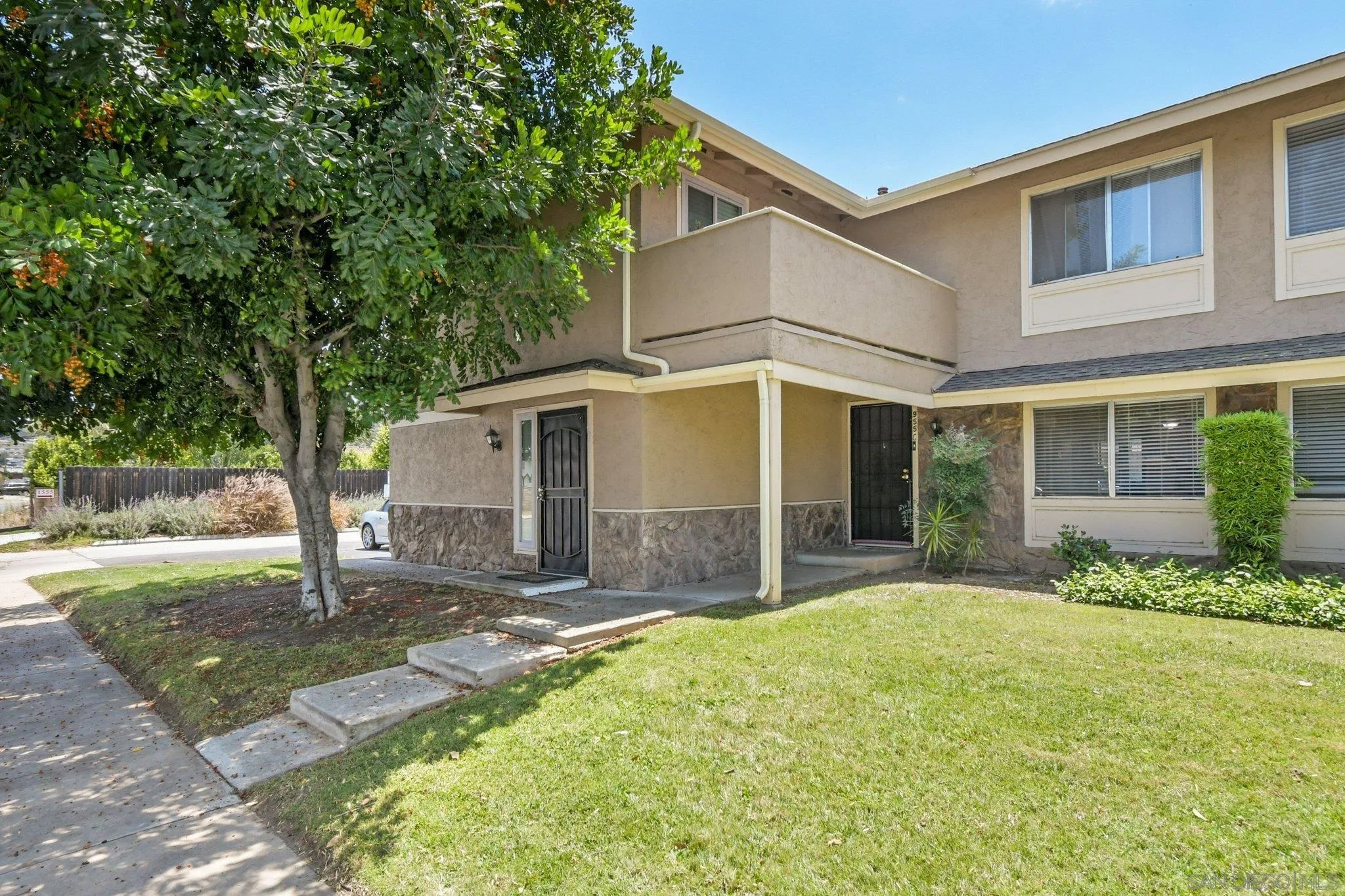 Photo #2: 260014808 Listing: Photo #2