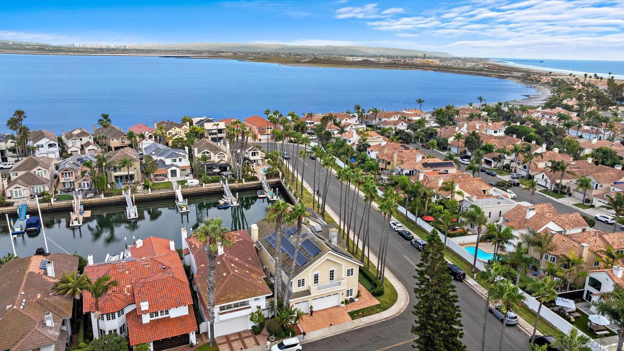 https://cdn.realtyfeed.com/cdn/127/260014809/acdf94f0c1fd5b08d2ccc2571a3e691d.webp