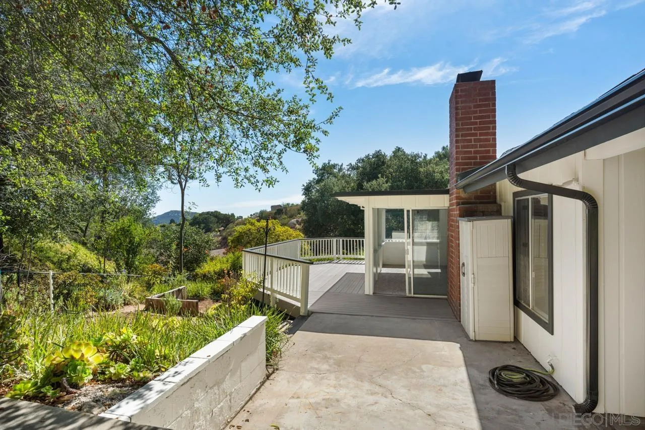 https://cdn.realtyfeed.com/cdn/127/260014811/16ccd666e77b6658806c0017eb2b907b.webp
