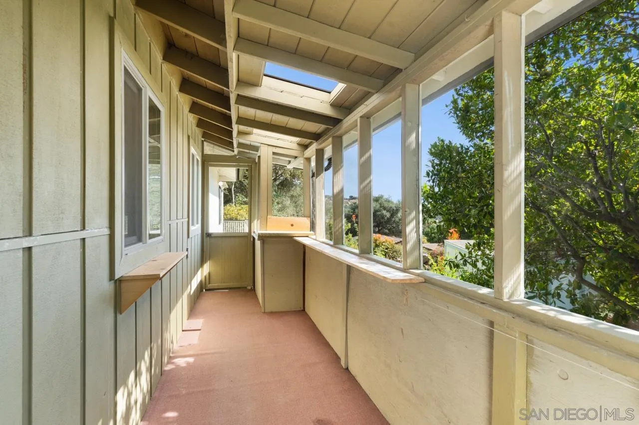 https://cdn.realtyfeed.com/cdn/127/260014811/4c1fd22a169a244b44b898d5040bf3d9.webp