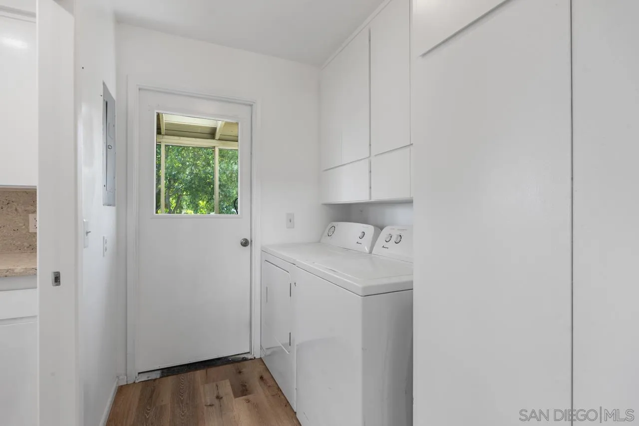 https://cdn.realtyfeed.com/cdn/127/260014811/8b4f335c16e9e78454051ca9373424bc.webp