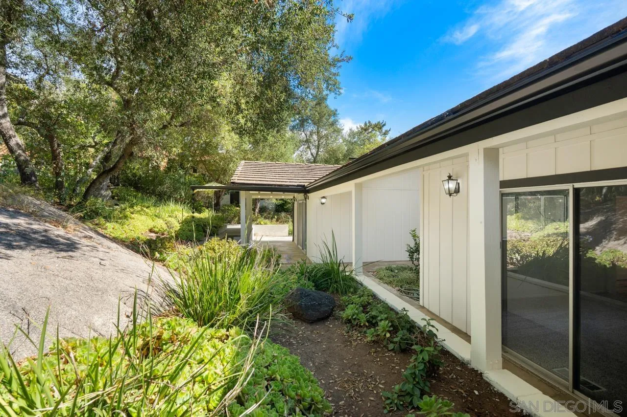 https://cdn.realtyfeed.com/cdn/127/260014811/8c802967f94b3010f0f985856bef2313.webp