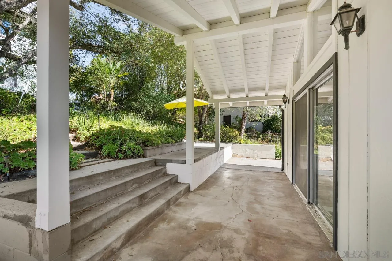 https://cdn.realtyfeed.com/cdn/127/260014811/f8eb7df50d313bb22698ab5a207211ee.webp