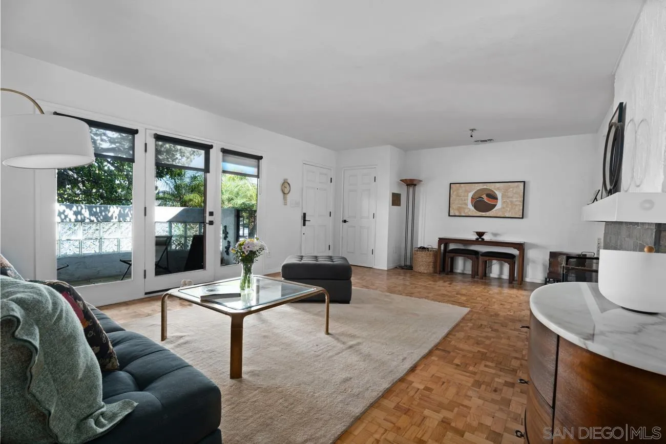 https://cdn.realtyfeed.com/cdn/127/260014813/b337998f9f3c02cdcd0ccb8d8ee5e945.webp