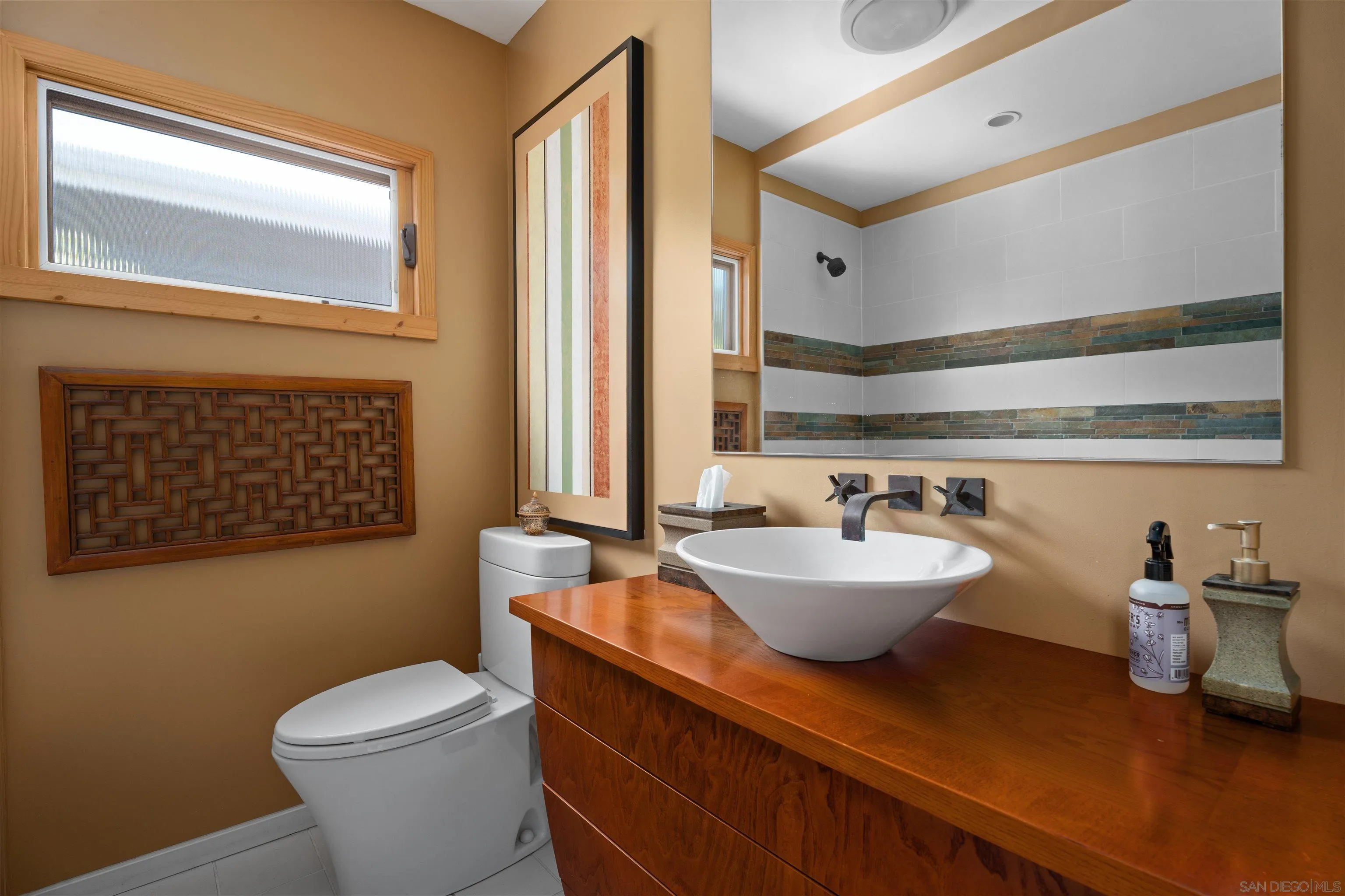 https://cdn.realtyfeed.com/cdn/127/260014813/eb7e5eeb12107ee6e817c1efe11d6b20.webp